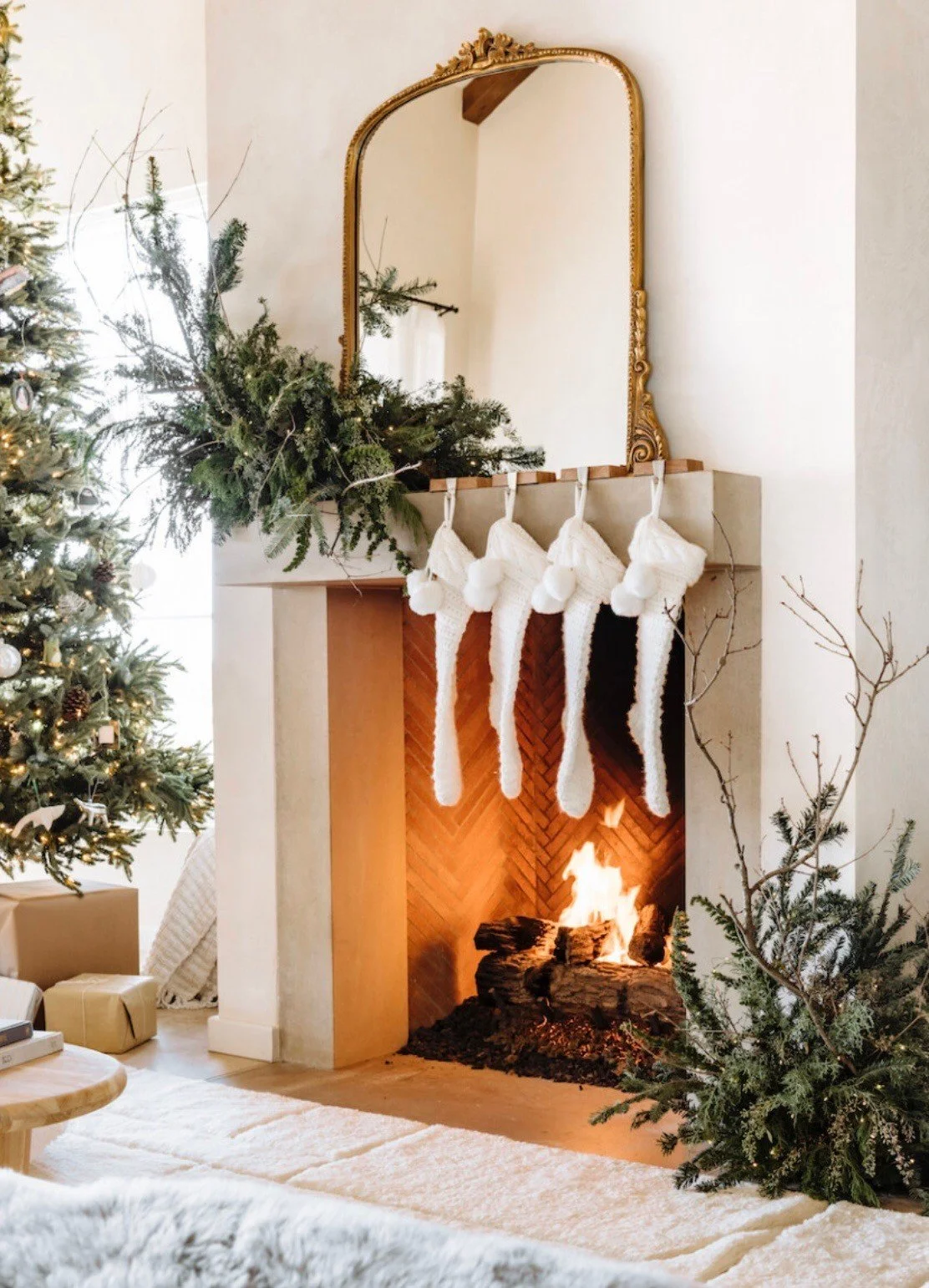 TOP 5 THINGS YOU CAN DO DURING THE HOLIDAYS TO FEEL ORGANIZED BEFORE THE NEW YEAR                                             Seattle &amp; Eastside Holiday Organizing Tips