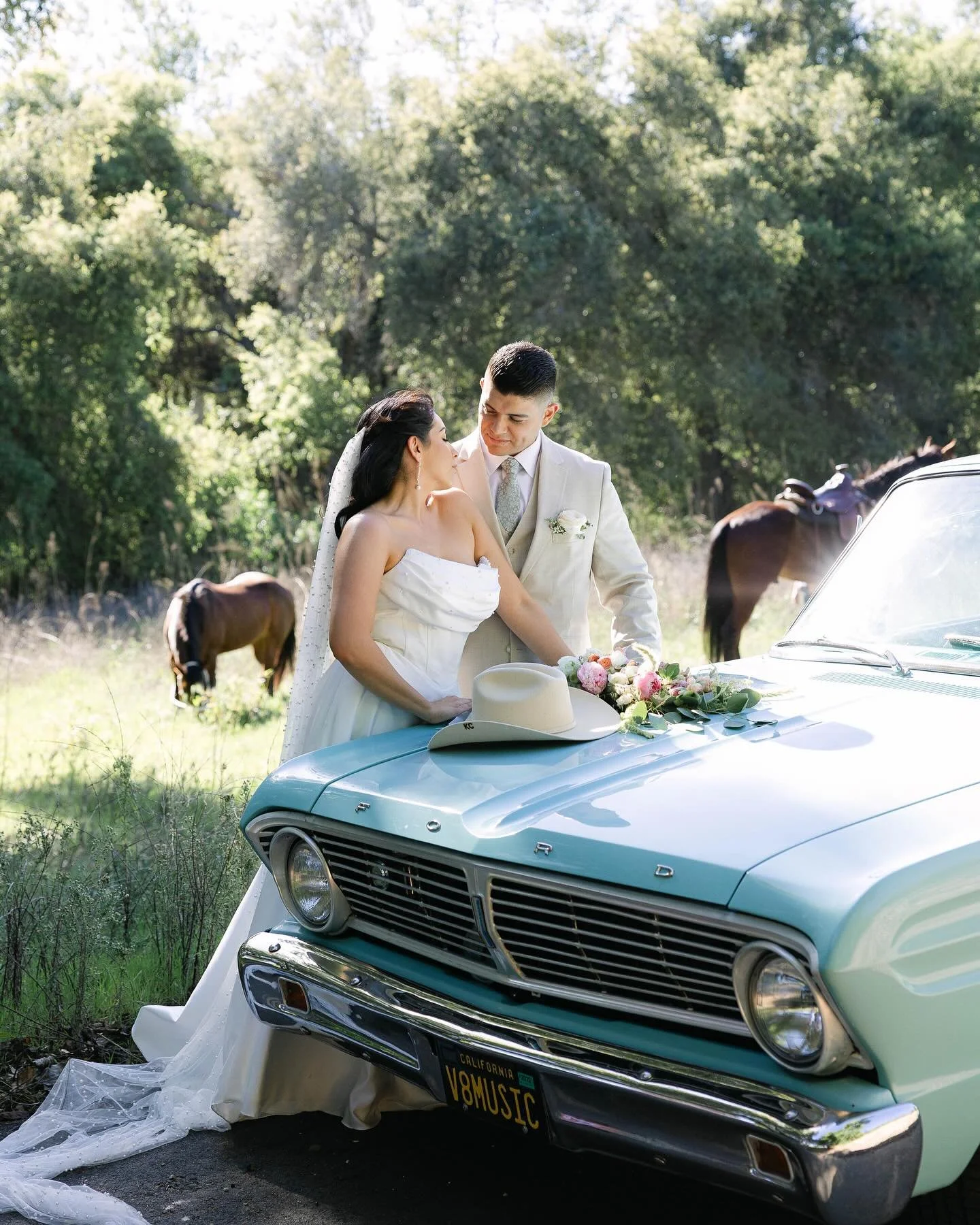 This wedding was truly something special&mdash;set against breathtaking mountains, with a vintage car and the perfect touch of charm from the horses. These two beautiful souls Kimmy &amp; David celebrated their love with pure joy! You can feel their 