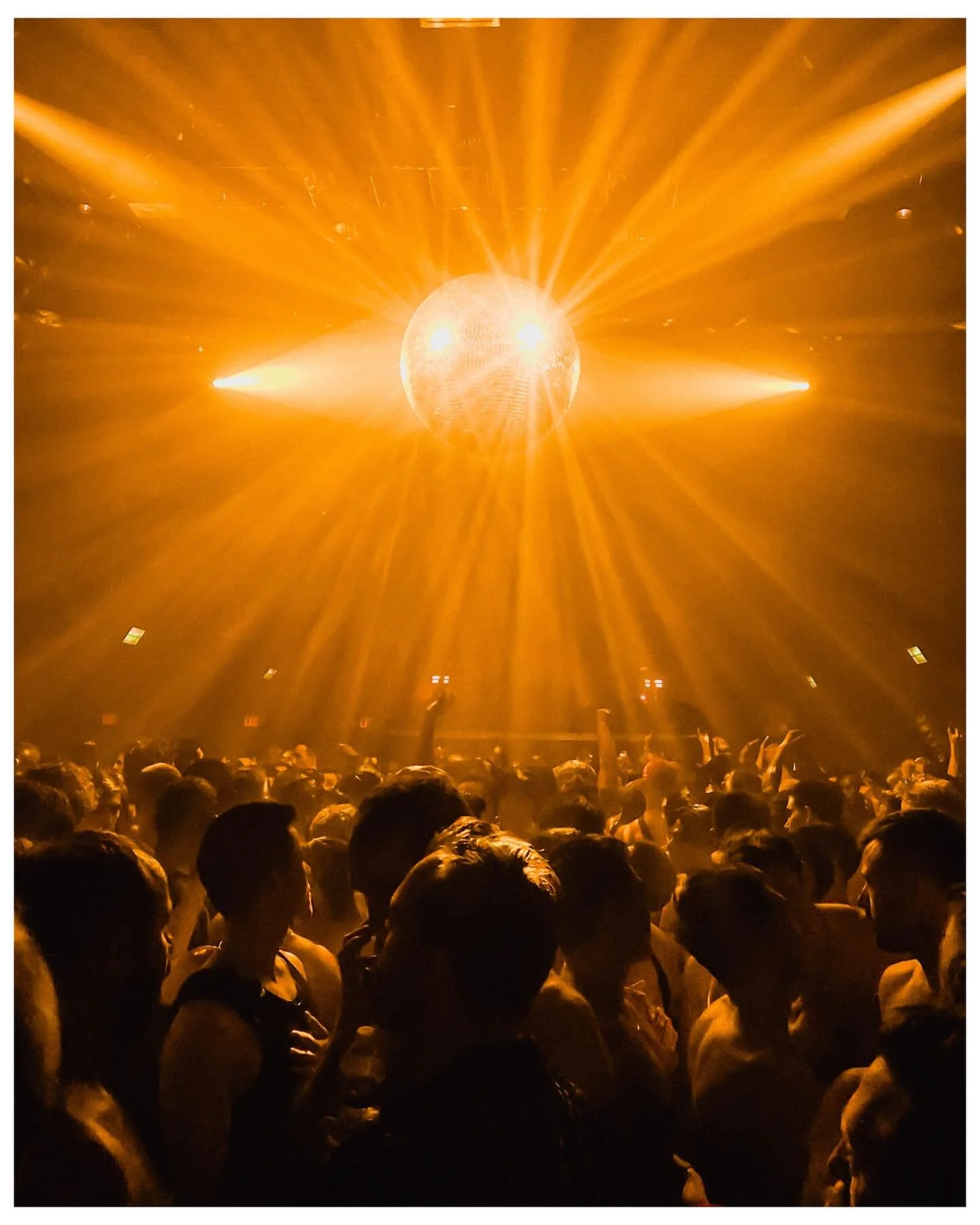 &ldquo;Dopamine&rdquo; | Special edition fine art print for holiday gifting!

Gift your friends queer art this holiday season! Especially that one friend who dances like no one&rsquo;s watching. 🙃

Shop now at www.johnlagucki.com | Free shipping in 