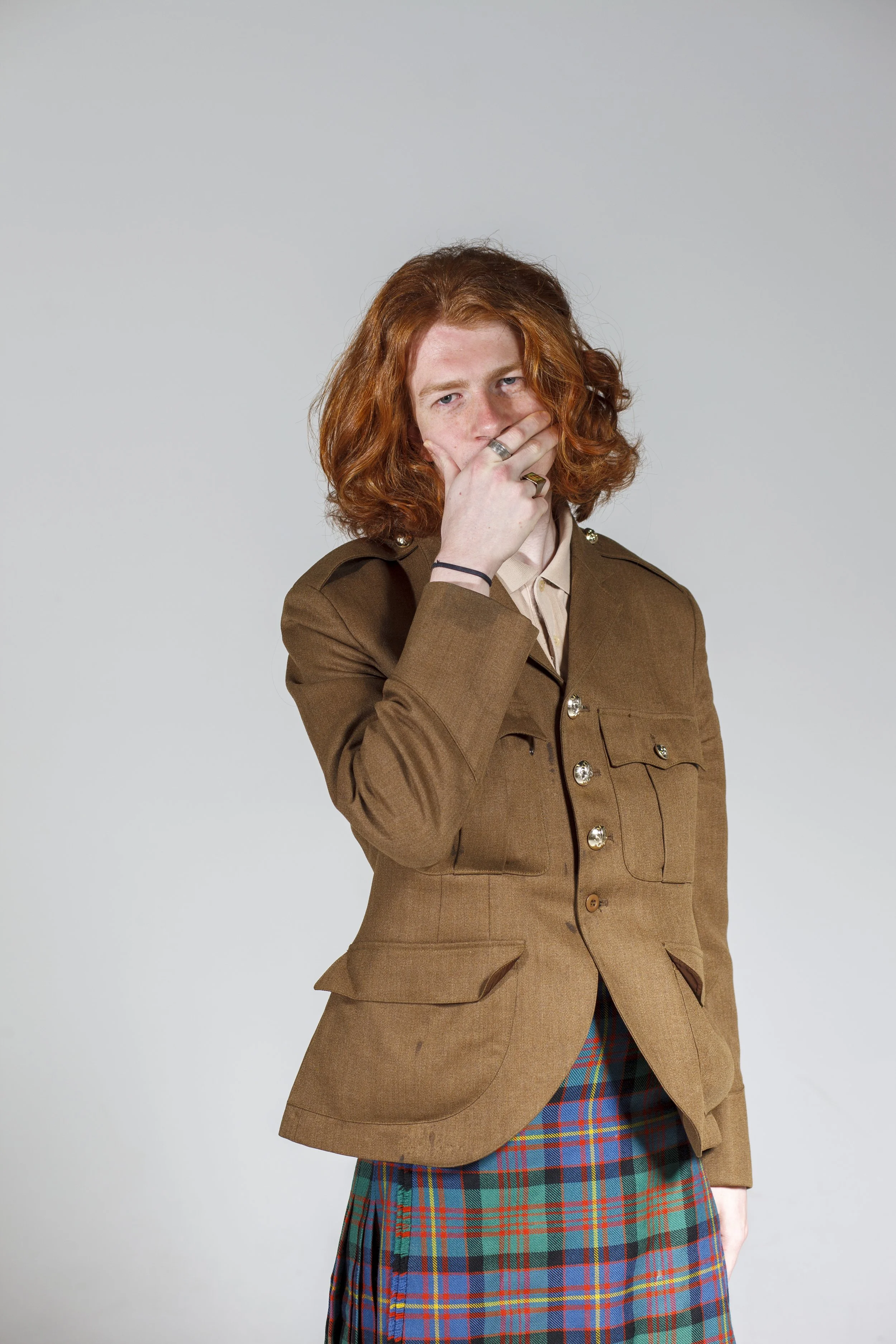 Tom L'officiel-1.jpg