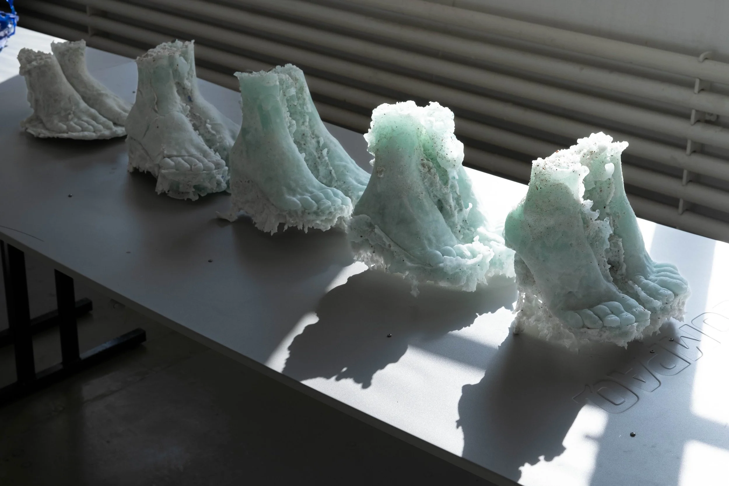 On Tiptoe, 2060, glass cast, 150 x 26 x 28 cm
