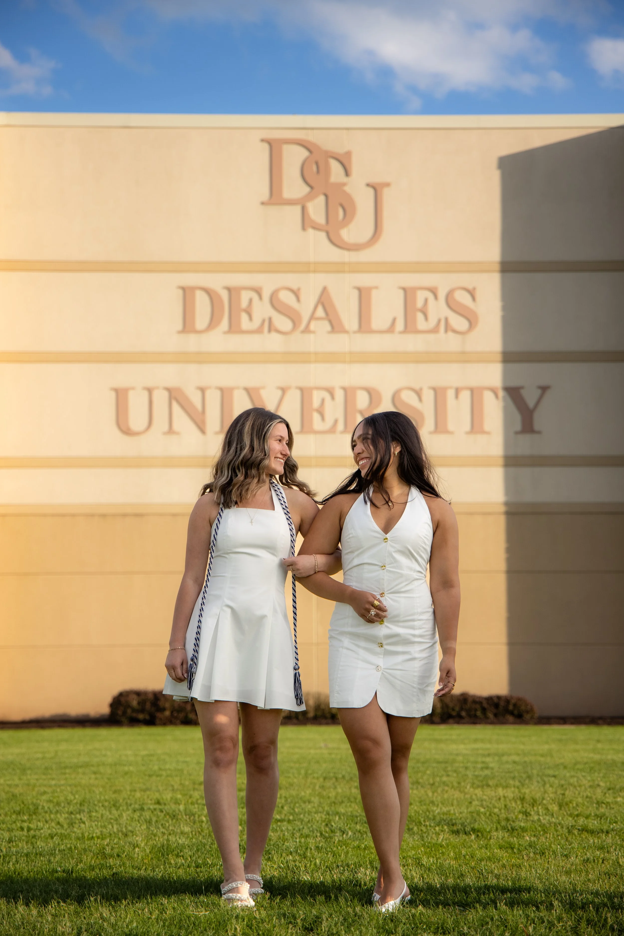 EmilyP-GradPortraits-GBouchonvillePhoto-37.jpg