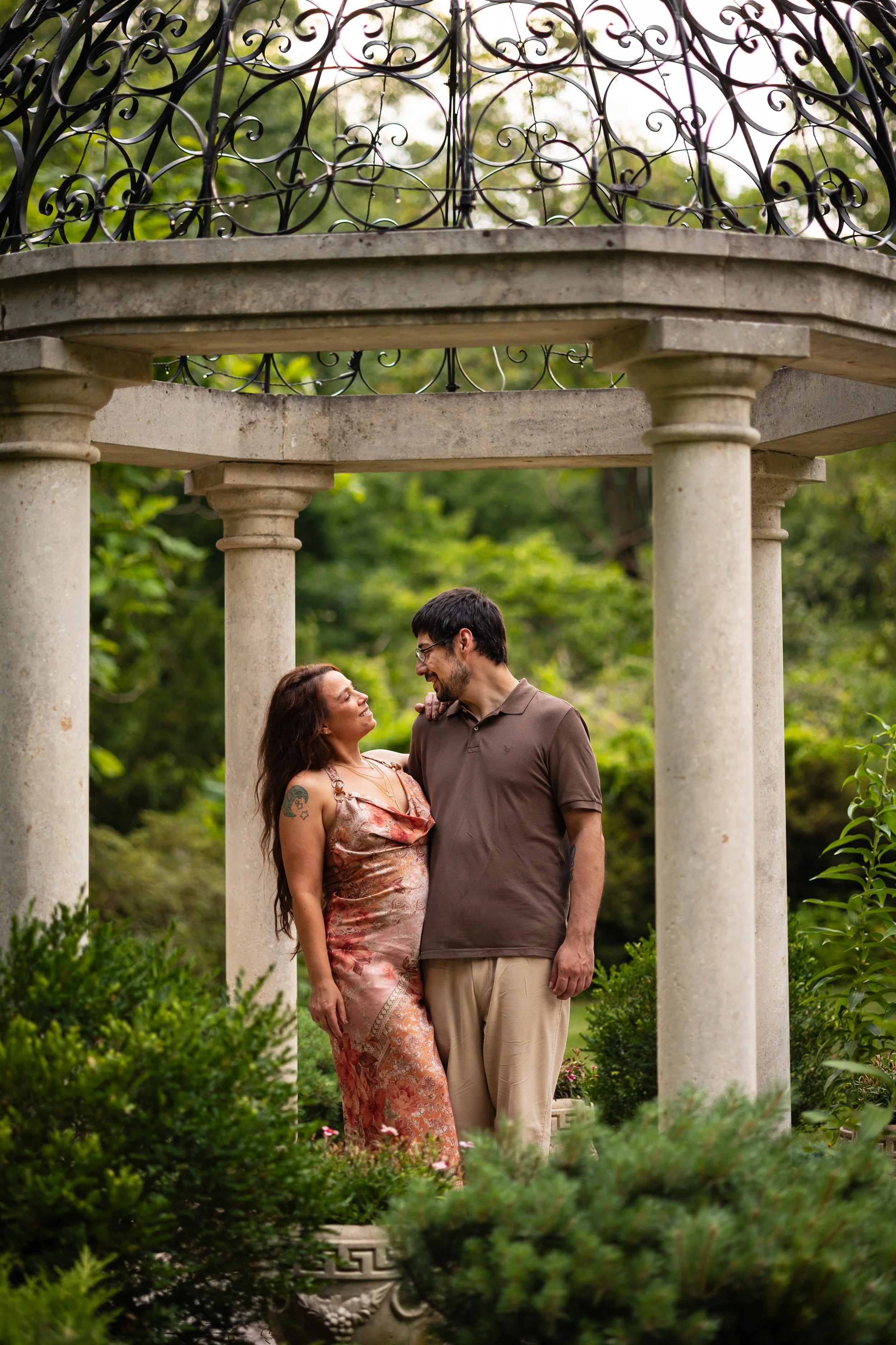 Ami&SalEngagement-SneakPeeks-GBouchonvillePhoto-9.jpg