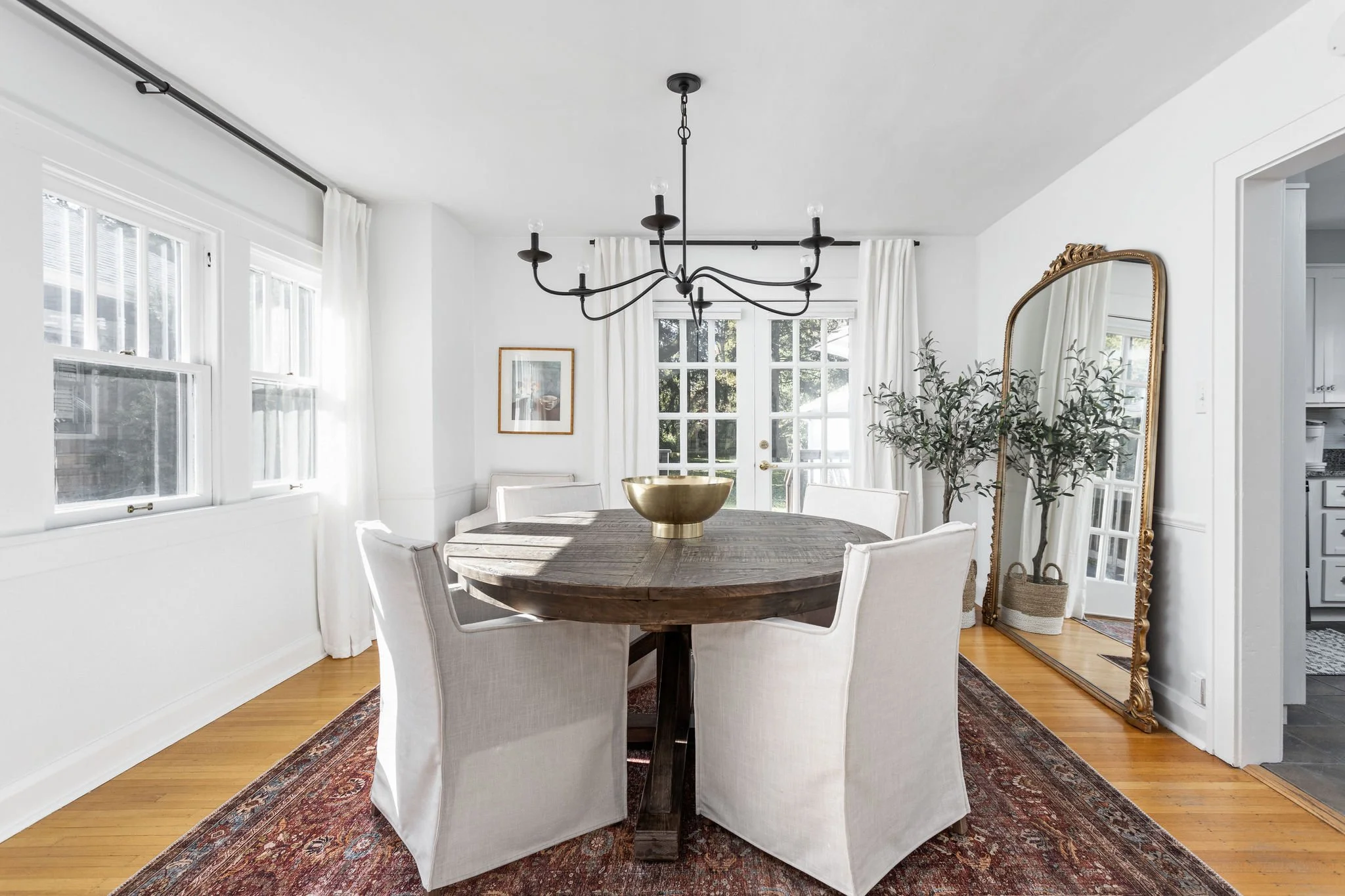 5426BroadwaySt-17.jpg