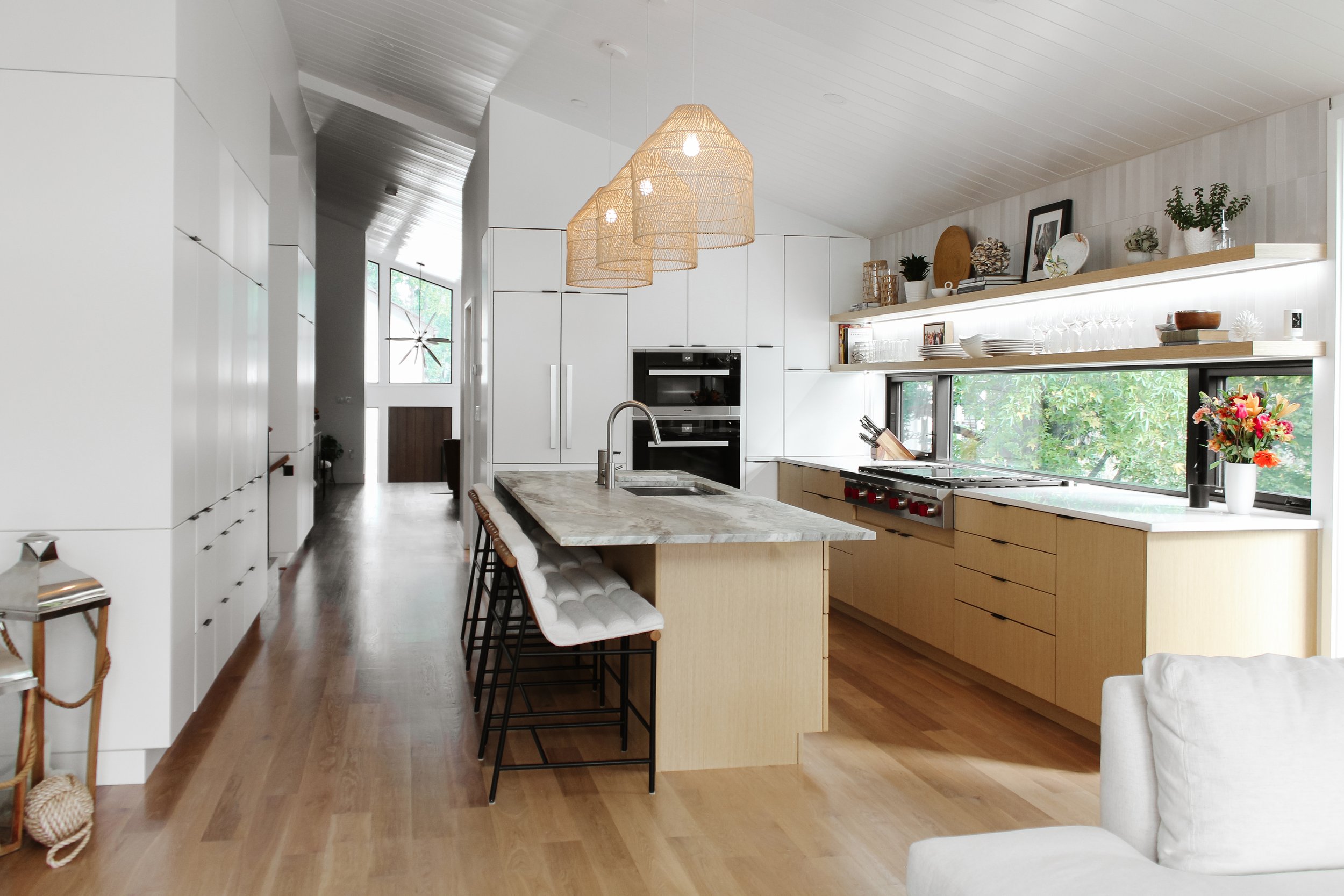 Contemporary Kitchen Remodel by Great Eastern Contracting project photo