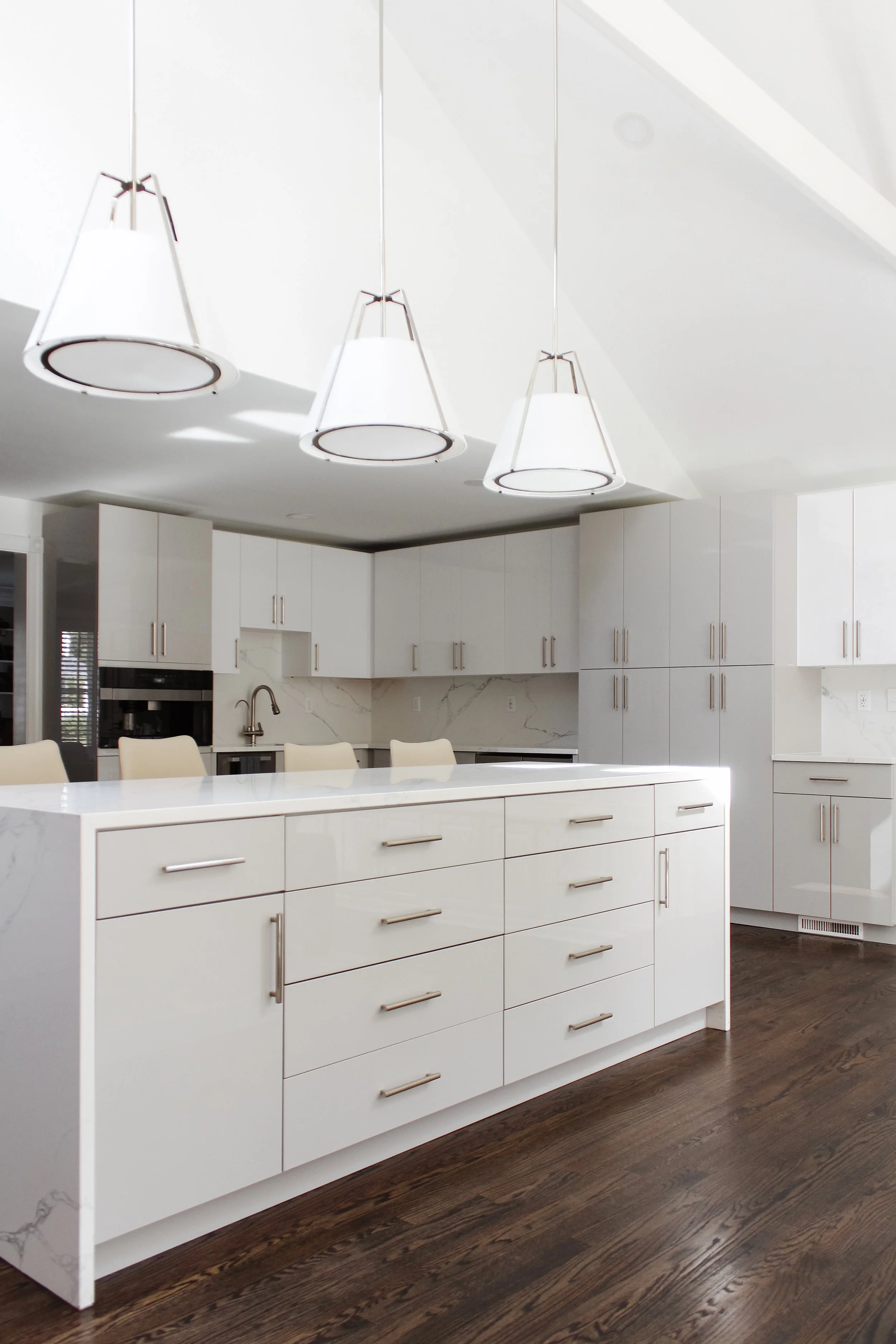 Modern Kitchen Remodel by Great Eastern Contracting project photo