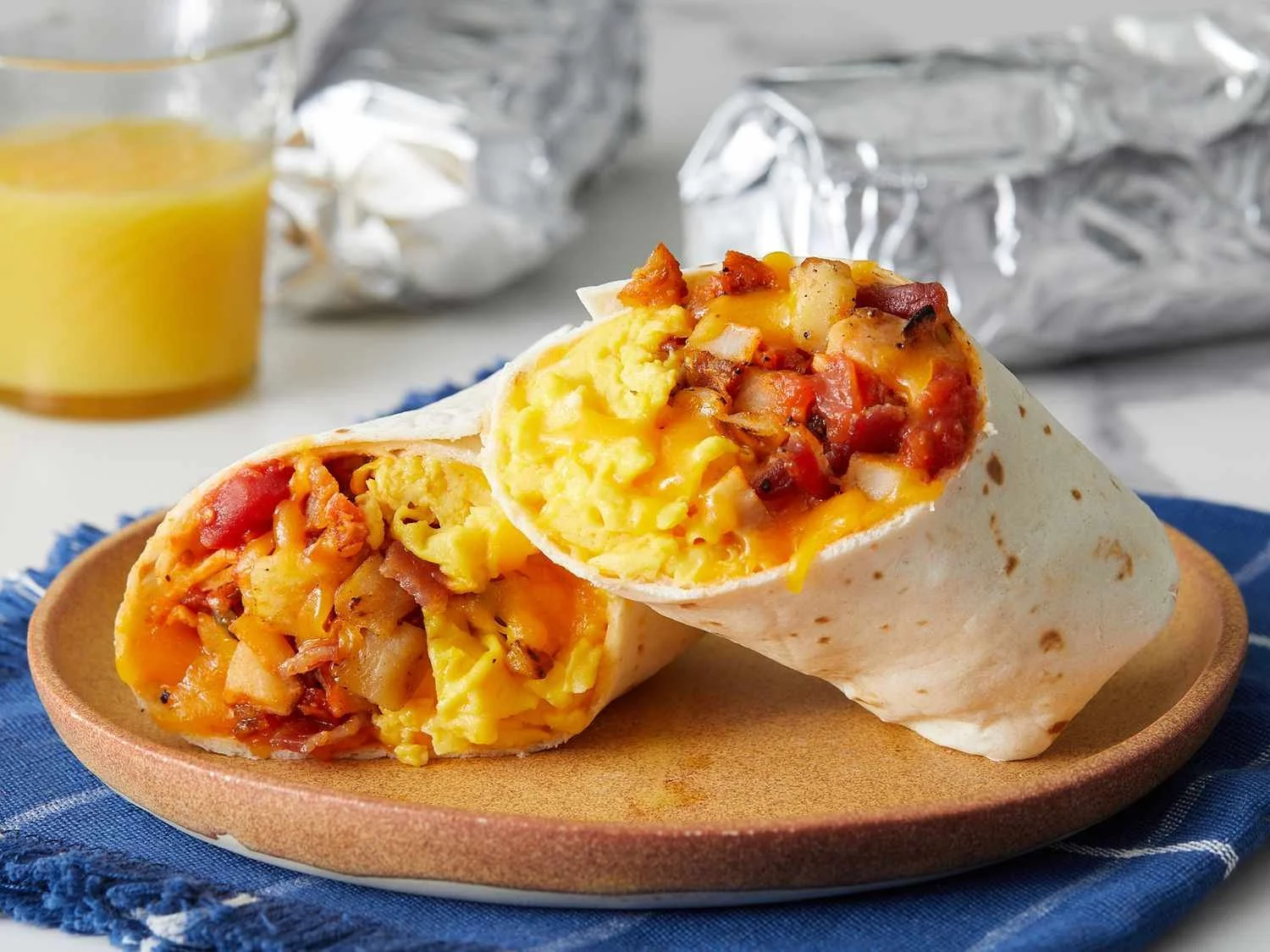 261844-freeze-and-reheat-breakfast-burritos-ddmfs-3X4-0359-8c6dd90974a545ddab2504633cd43f00.jpg