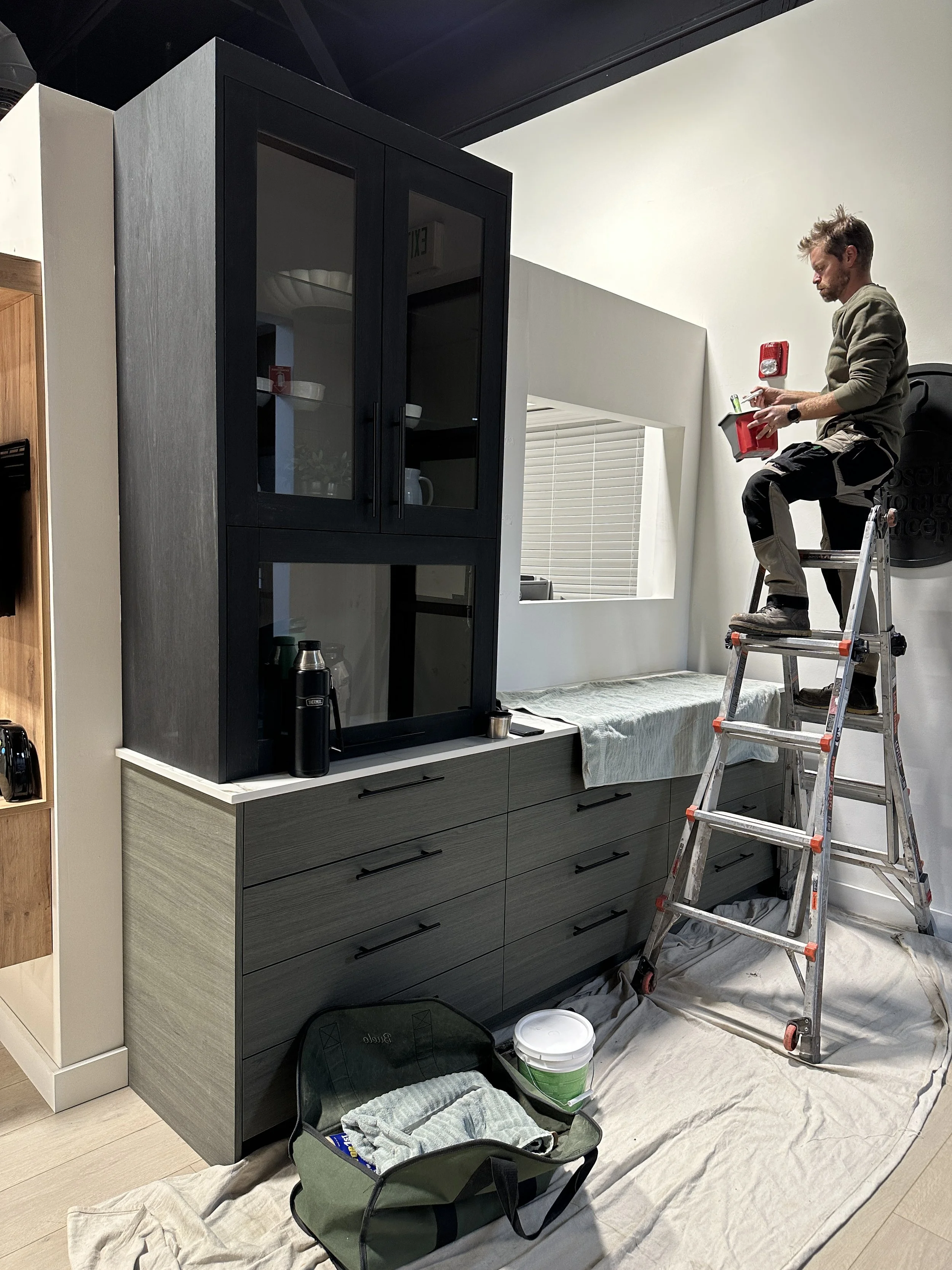 Two coats of primer
ensure easier application (and removal when it's time to change up the pattern)