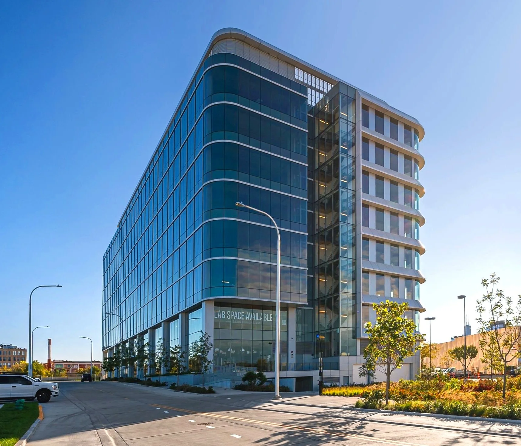 Exterior of 1229 W Concord Place in Chicago, IL showcasing the corporate fitness center designed and installed by The Fitness Connection