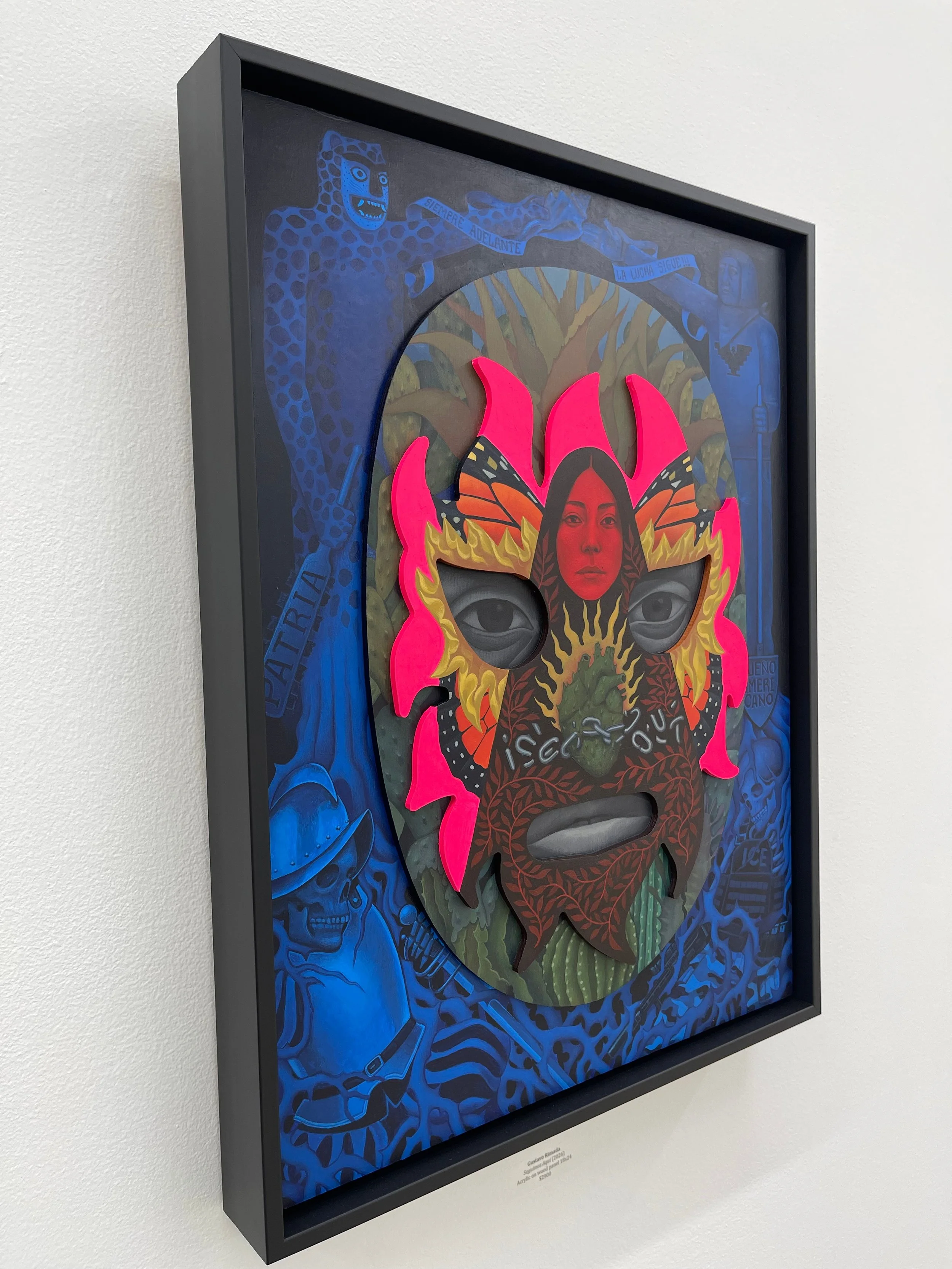 Seguimos Aqui framed sideview.jpg