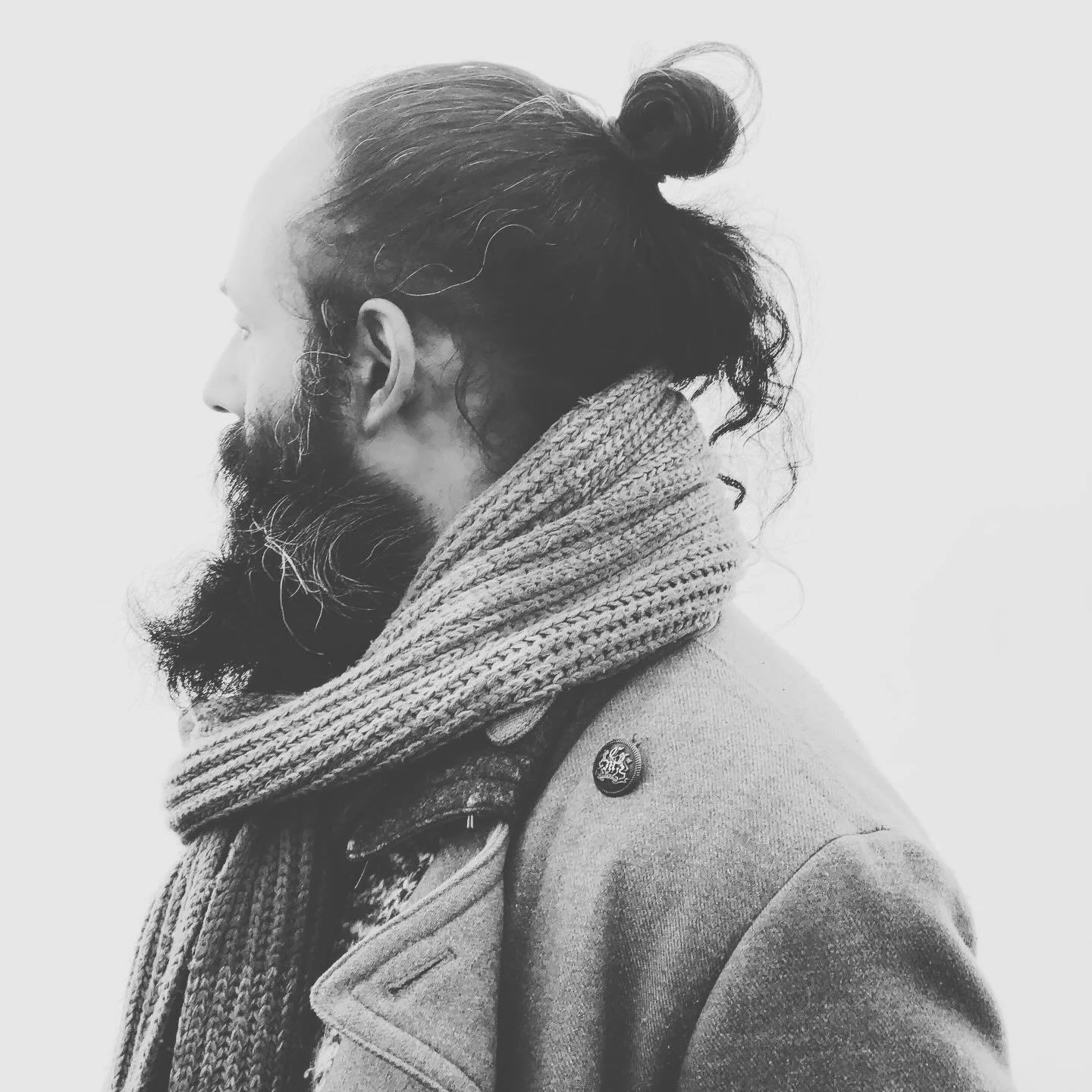 Masters &amp; Angels is coming up on Sunday 7th December 16:00 - 17:30 (online). 

Come join this community for the countdown to solstice. Embrace the deepening dark🏴&zwj;☠️ to face &amp; embrace that which is ready to be dissolved. In the chaos the