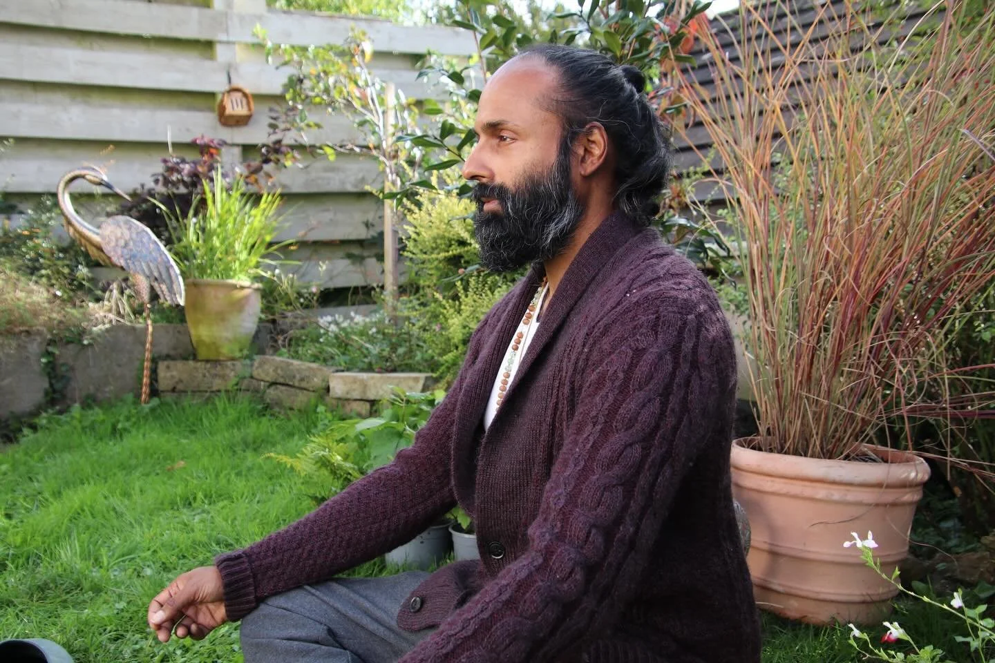 We wanna be the movie star; but perhaps we need to pay more attention to the director?

Who directs the scene?
Sitting deeper than the mechanics of seeing?
Who is the one that truly sees?

Our conditioning drives the narrative of the heroine or hero.