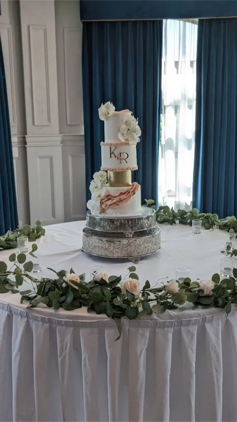 4tier_wedding_cake_westgrove_hotel1.webp