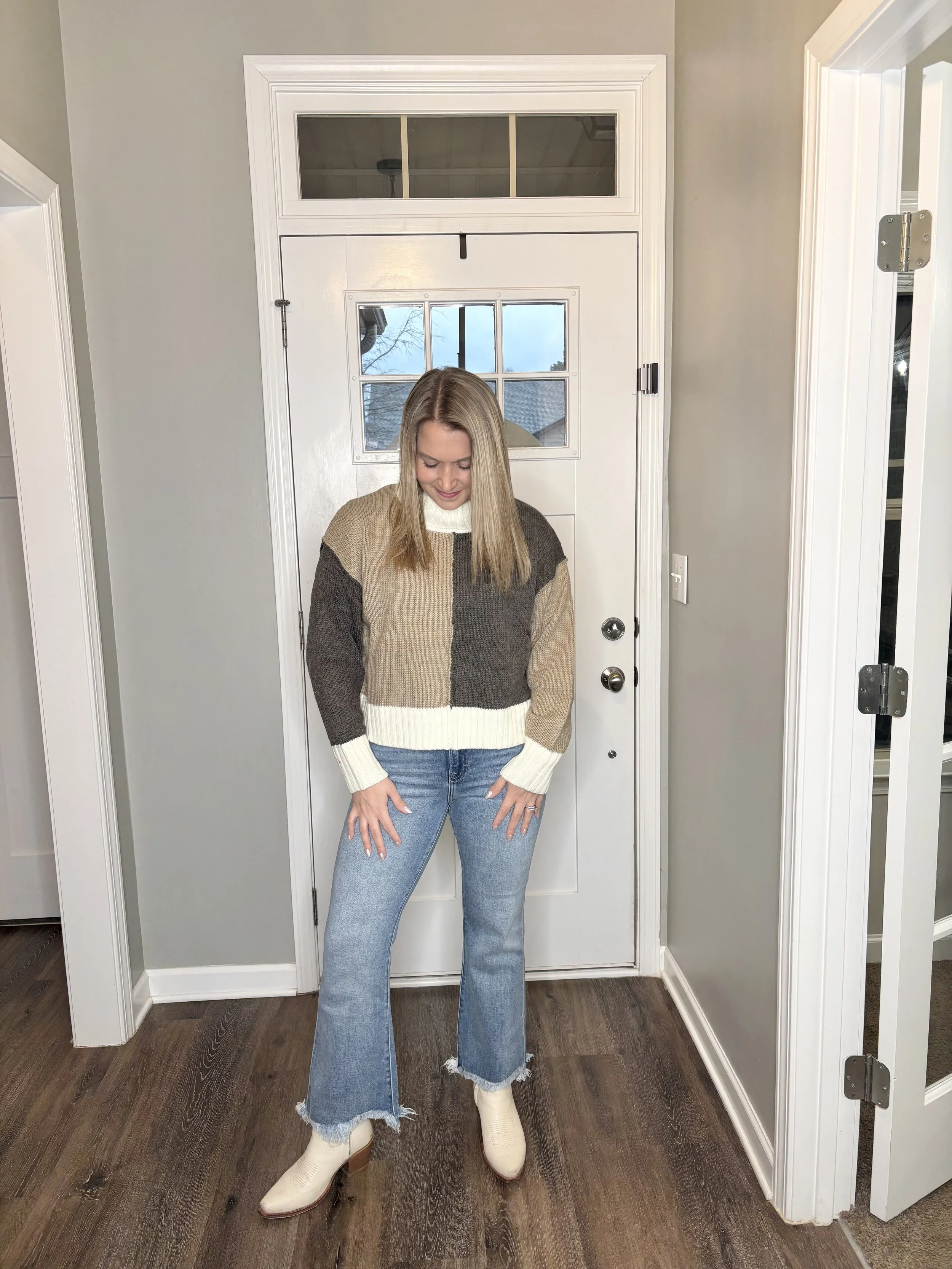 Blue Daisy Super Fray Crop Flare