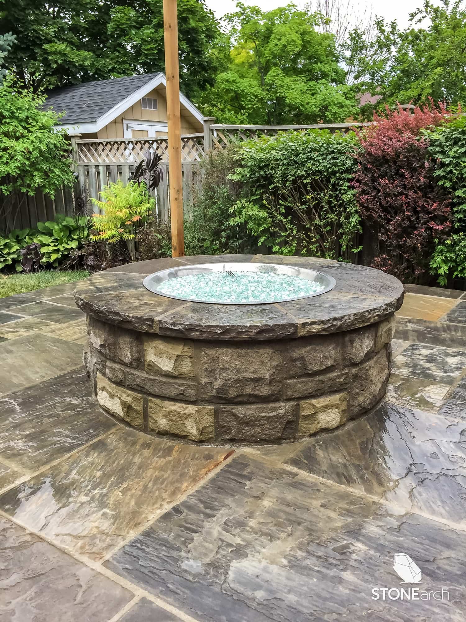 Saga-Imperial-Black-Pavers-Coping-3-STONEarch.jpg