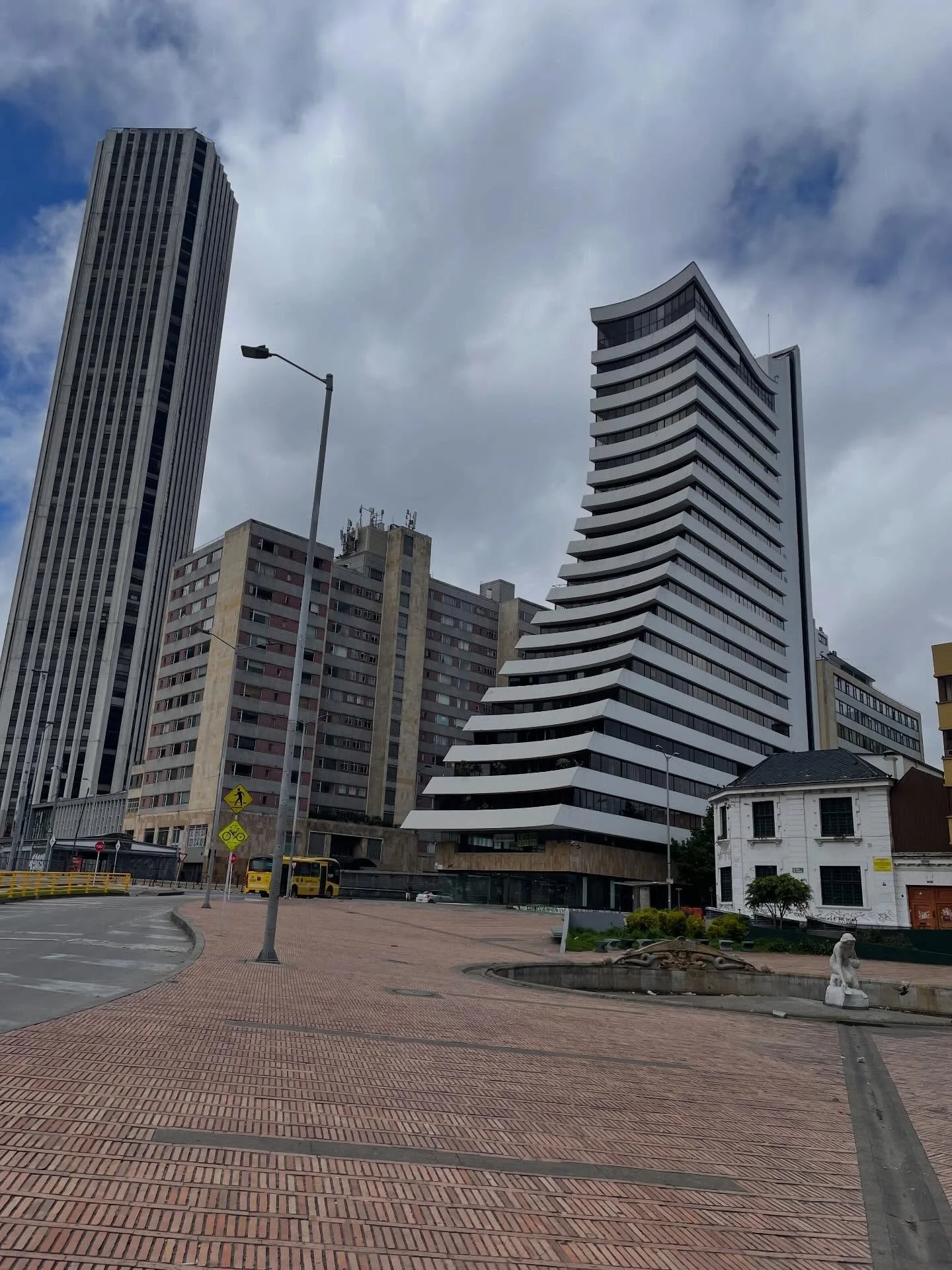 My time in Bogota is soon coming to an end and I haven&rsquo;t shared what I&rsquo;ve been seeing yet! Quiero explorar m&aacute;s esta ciudad! 
#worktravel
#downtime
#boteromuseum 
#museonacionaldecolombia