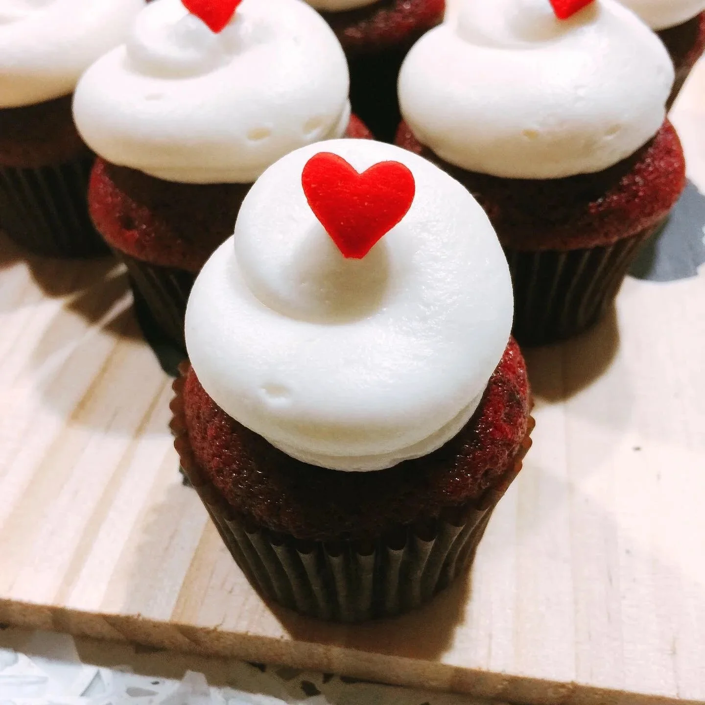 Valentine’s Day Mini Cupcake 6 Pack