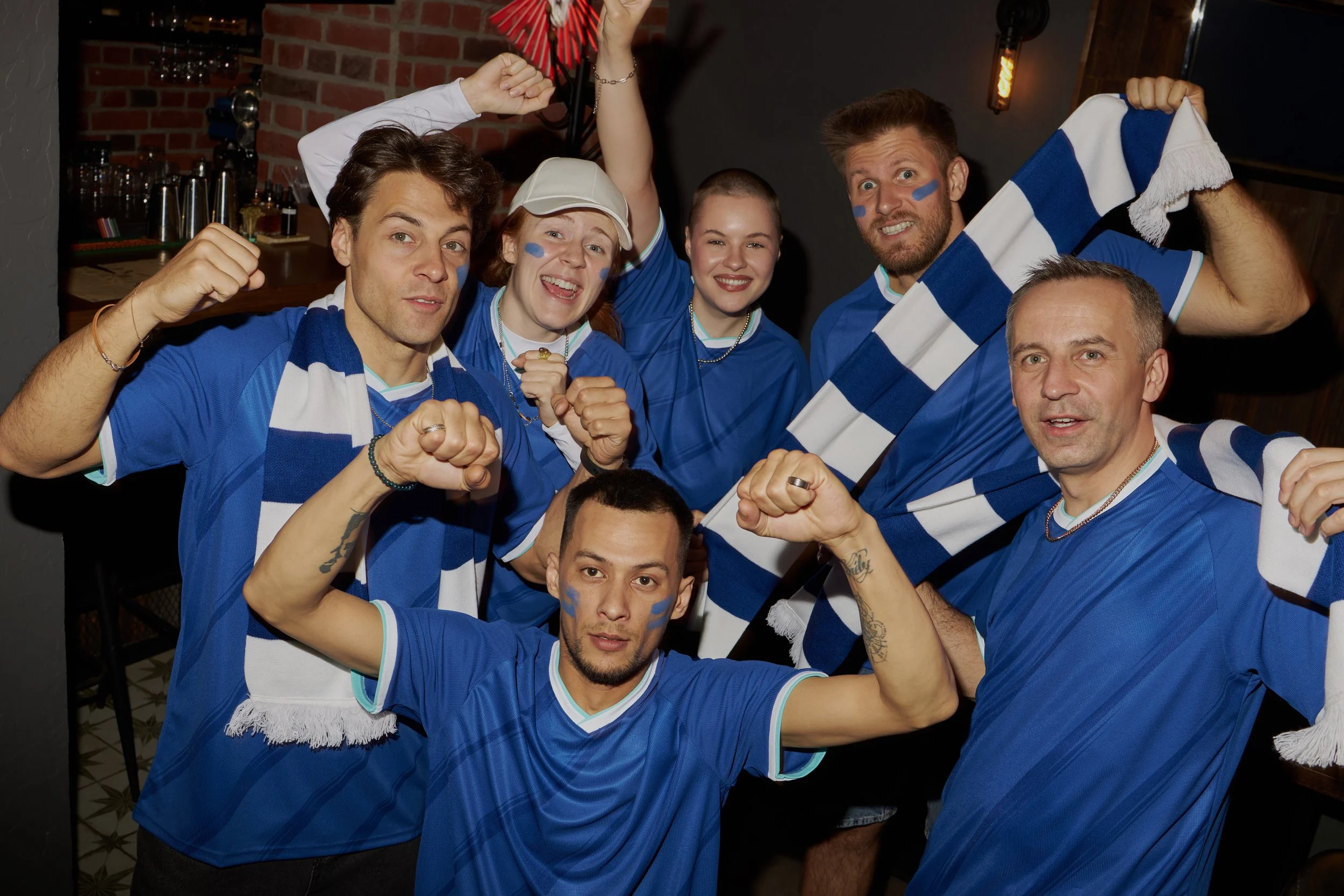  MATCH HQ!  
 OFFICIAL SPORTS BAR OF PIER 39 