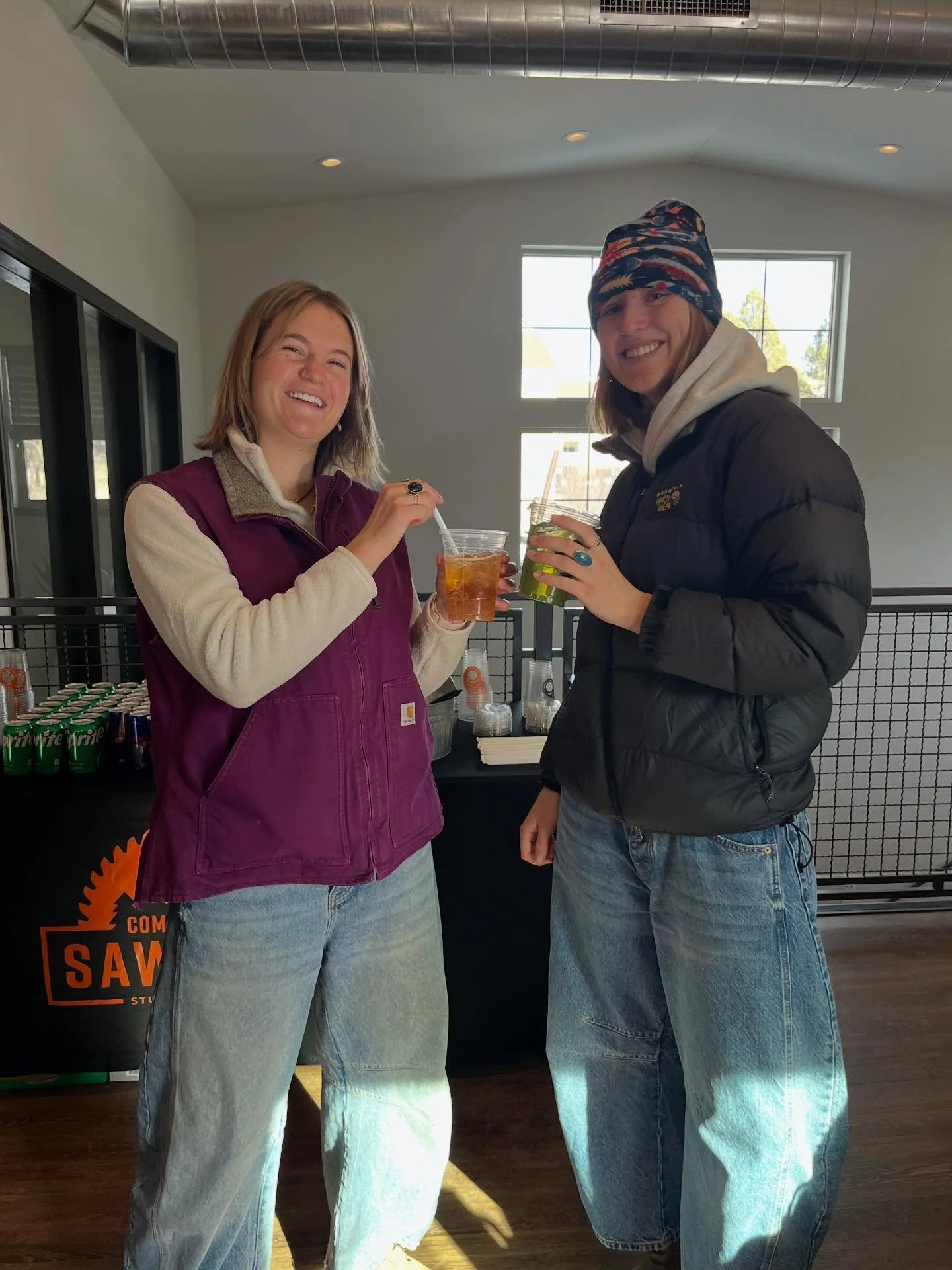 Thank you to everyone who came to our energy drink bar event! We hope you had a great first day back at school📚✏️

Do you have any ideas for future resident events? Let us know in the comments!

#coastalridge #thecommonsatsawmill #nau #naulumberjack