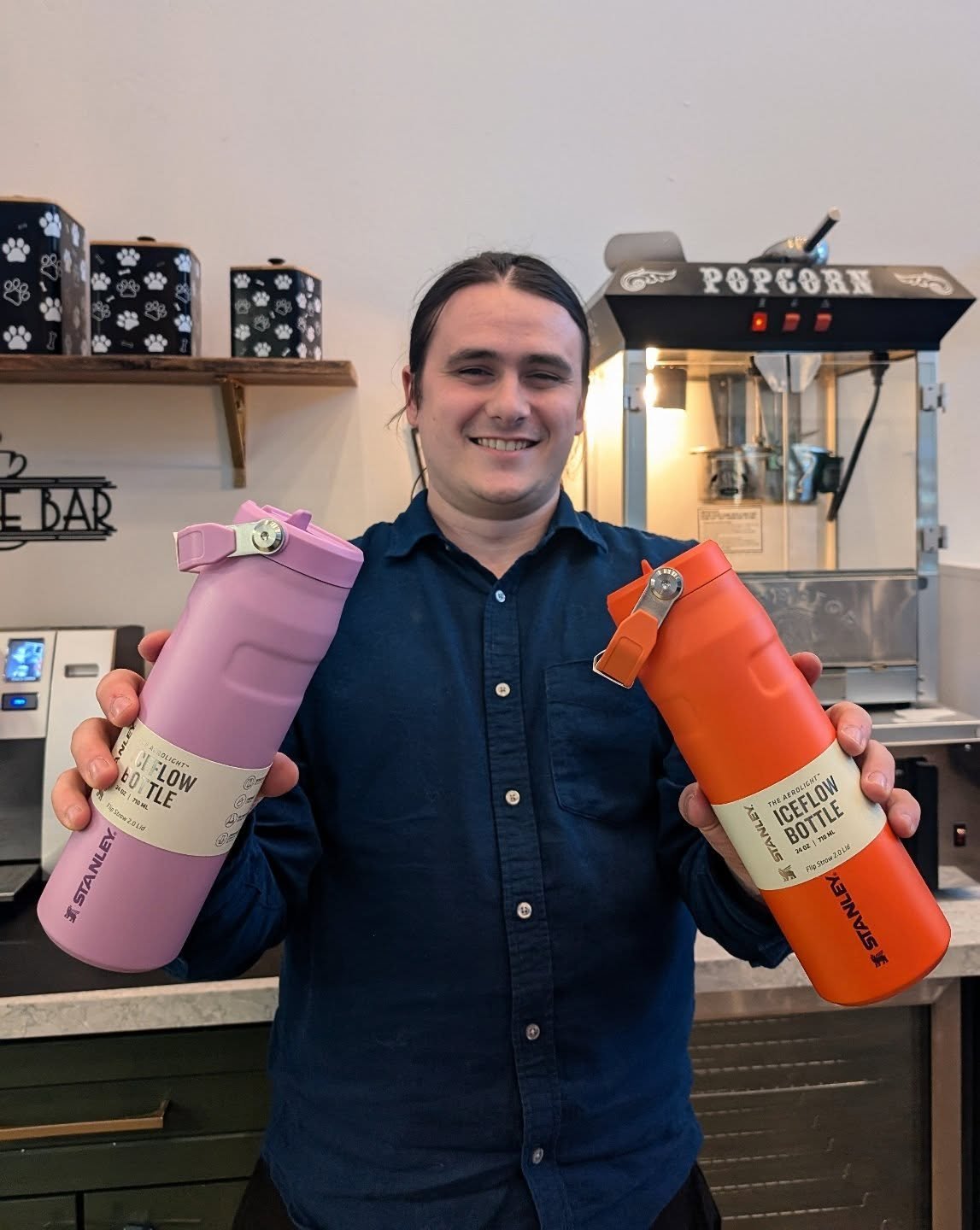 Win It Wednesday!!! ✨

Buddy up for this Win It Wednesday! 🤝 For a chance for you and a friend to win a Stanley Iceflow Bottle each follow the steps below:

🌊 Follow @thecommonsatsawmill 
☀️ Like this post! 
👫 Tag a friend to share the prize with!