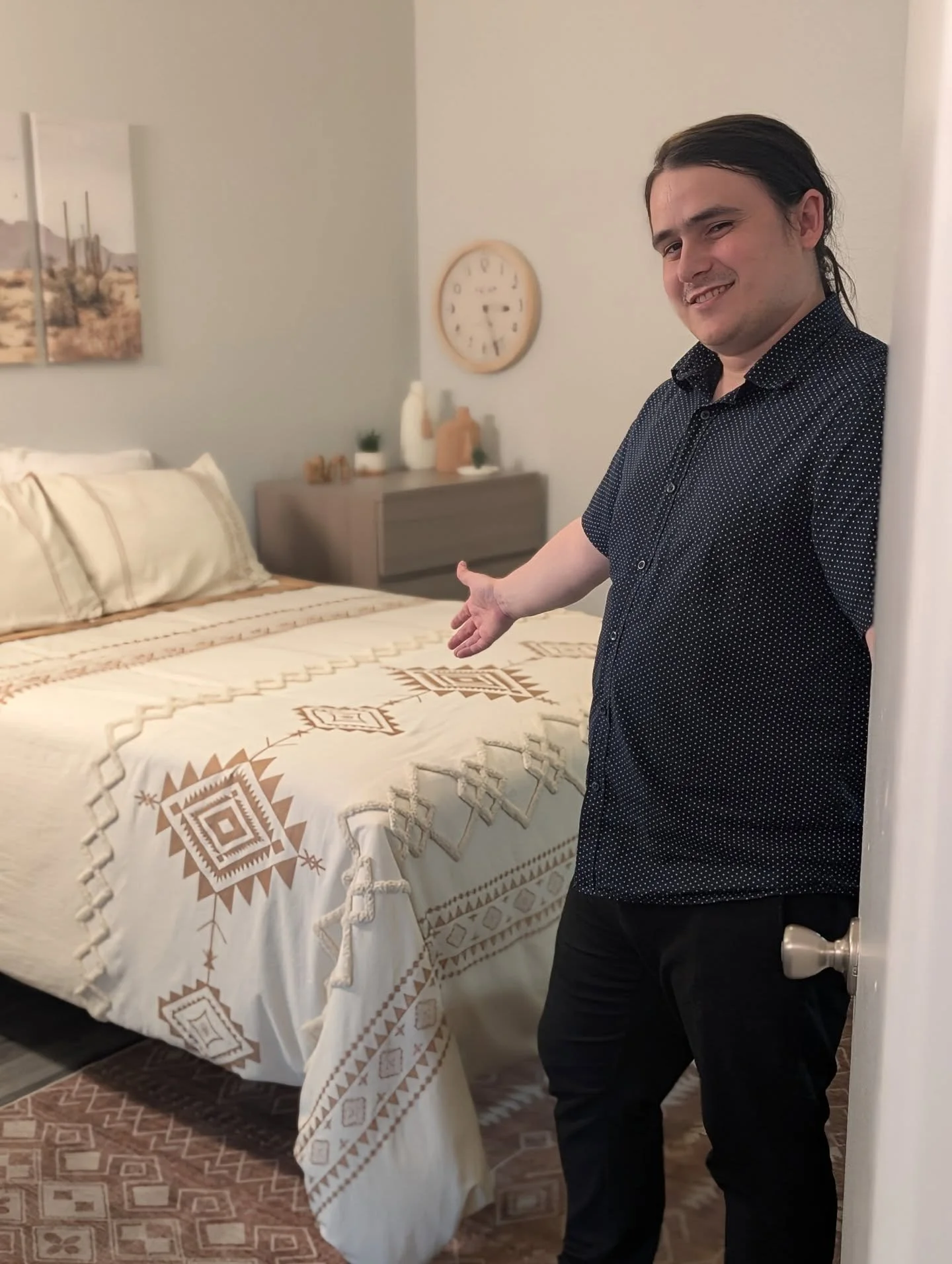 Ready for summer? Make sure to lock in your spot for next year now that finals are over while spaces last! 🔒

We are over 80% full and all floorplans are filling up! Make the most of our specials and sign while your spot is still open! 🎉

#nau #nau