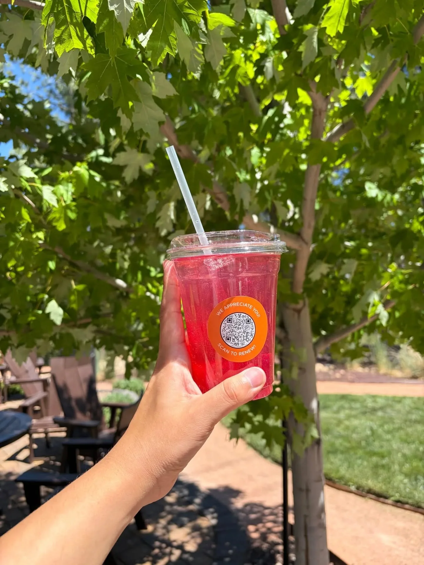 Thank you to everyone who came by for our Soda bar yesterday! 🍹 🎉

We look forward to seeing you at donut Friday next Friday 6/19! Let us know in the comments if there are any events you'd like to see next month! 🍩 🗓️

#thecommonsatsawmill #nau #
