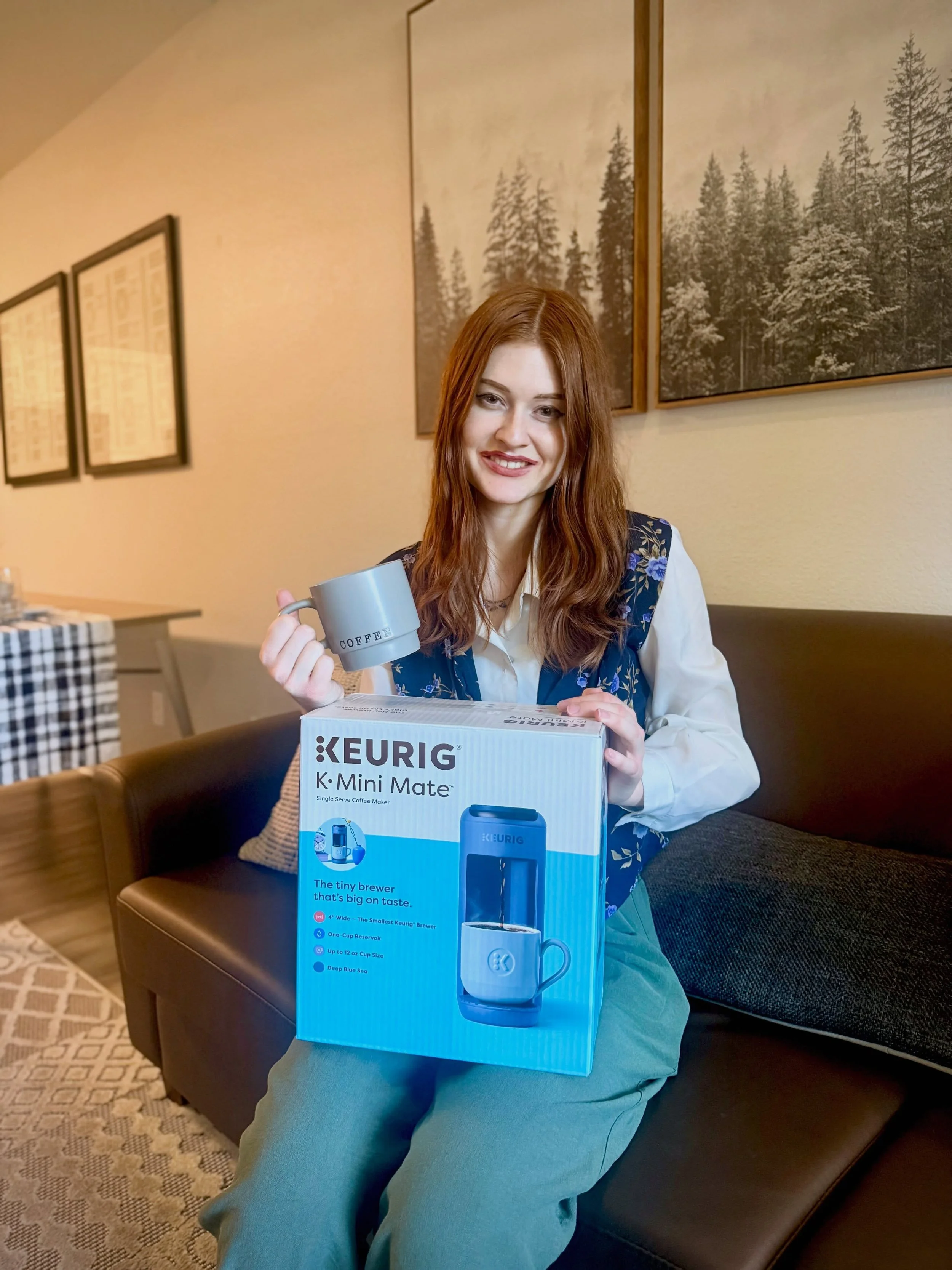 We&rsquo;re back with another win-it Wednesday! 🥳

We thought you might enjoy a little pick me up to get you through the school year📚. Well this one is for all of our coffee lovers! In order to be eligible to win the Keurig K-Mini Mate, you must&he