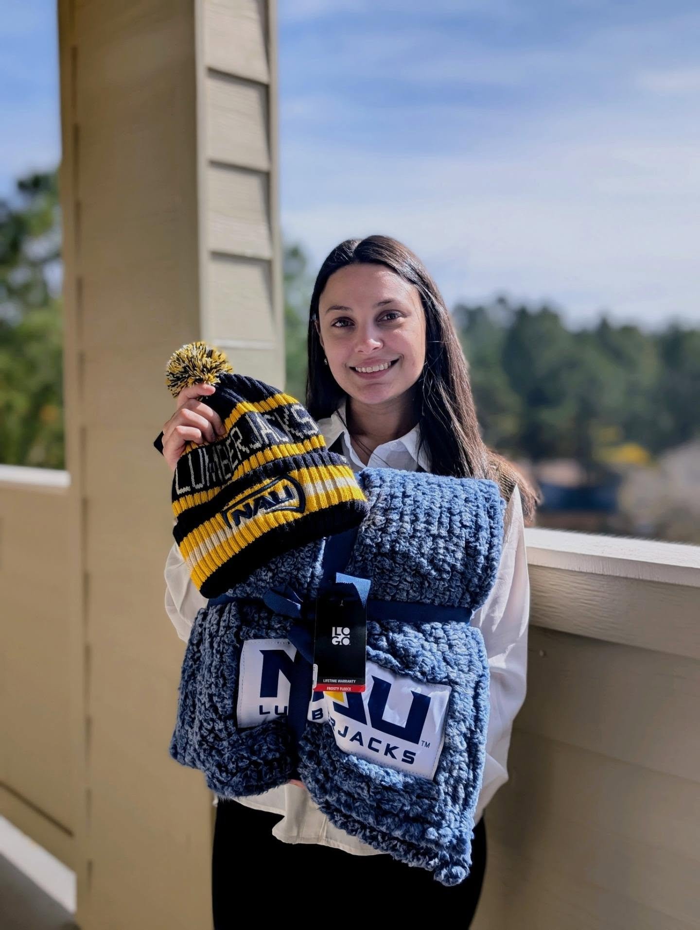 It's Win It Wednesday! 🤩 This week we're getting cozy in the cold weather with some NAU merch! 🏫

For a chance to win an NAU blanket and beanie follow the steps below! 👇

- Follow and like this post 🍂

- Comment your favorite thing about NAU or F