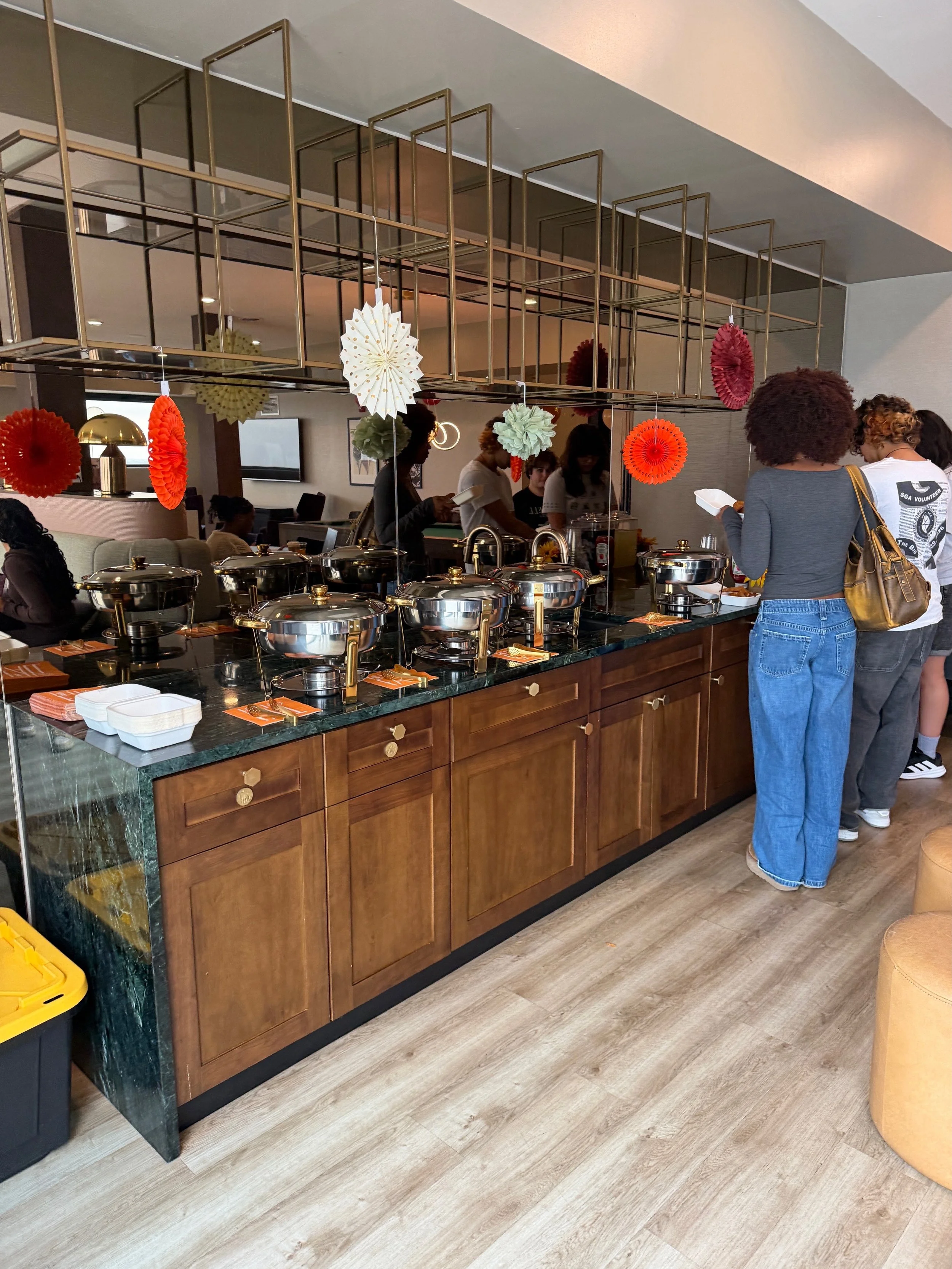 Fall Bash was full of great vibes! 😎 Thanks to everyone who came out for fun, food, and giveaways.👀 

Speaking of giveaways&hellip; we&rsquo;re giving away a Keurig ☕️ and a Chefman Air Fryer 🍗🍟. 

To enter: 
1️⃣ Contact the leasing office about 