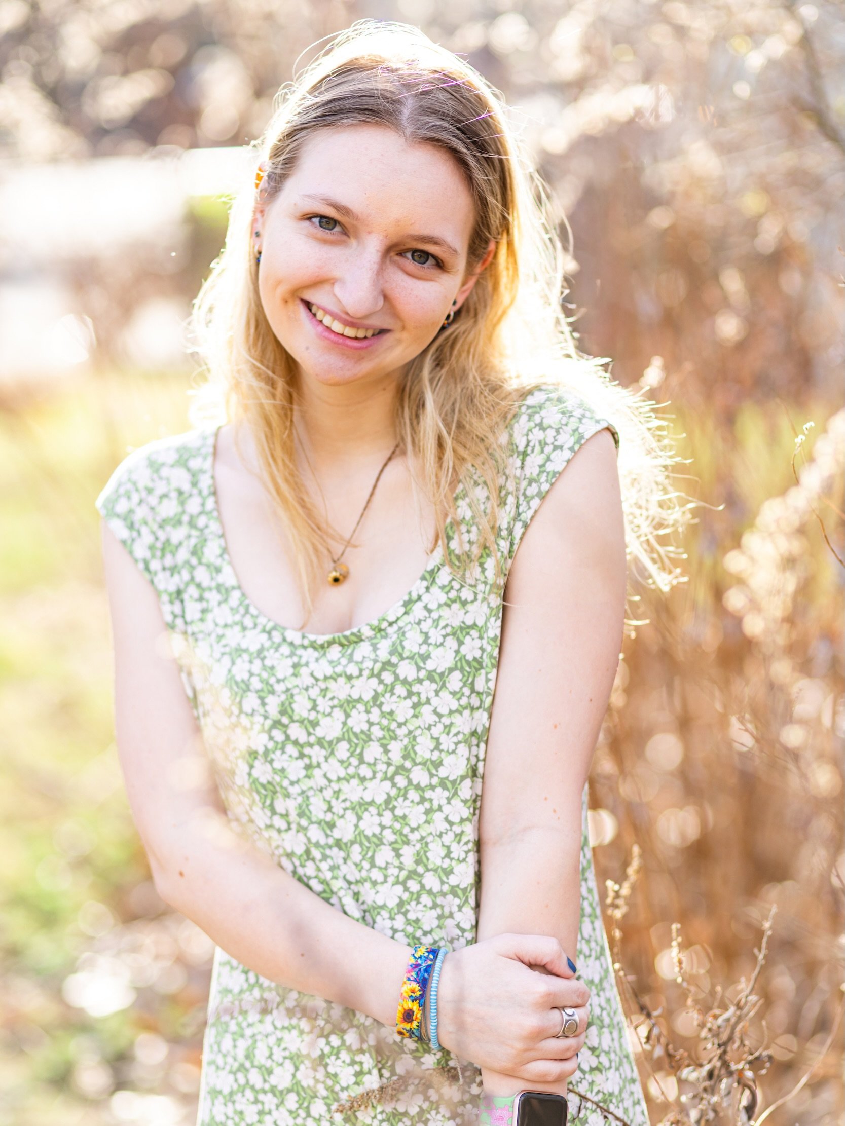 Just wrapped Catherine&rsquo;s senior session gallery and I&rsquo;m so excited to finally share some highlights from the day. We chased golden hour light around Brattleboro, Vermont and found some really fun backdrops along the way ✨

You can view th