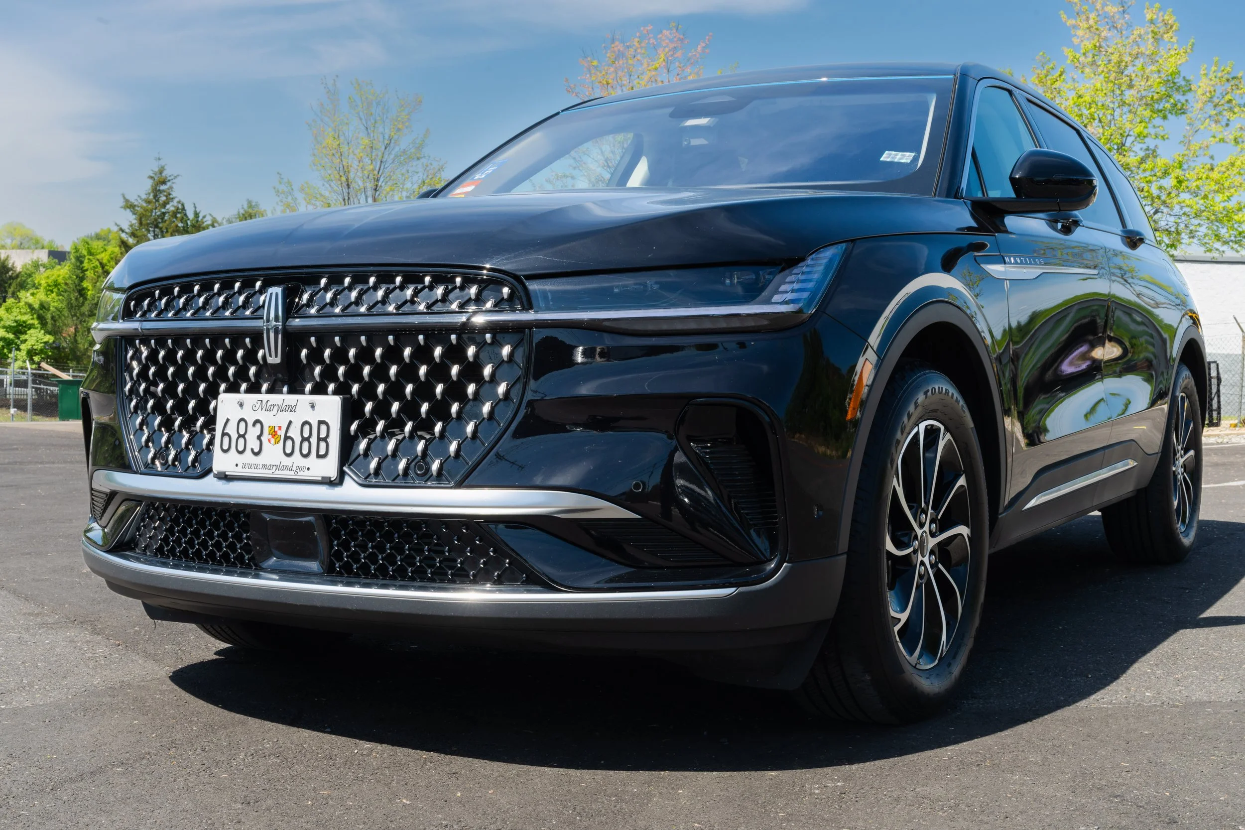 Sedan_Crossover Driverside front lower angle.jpg