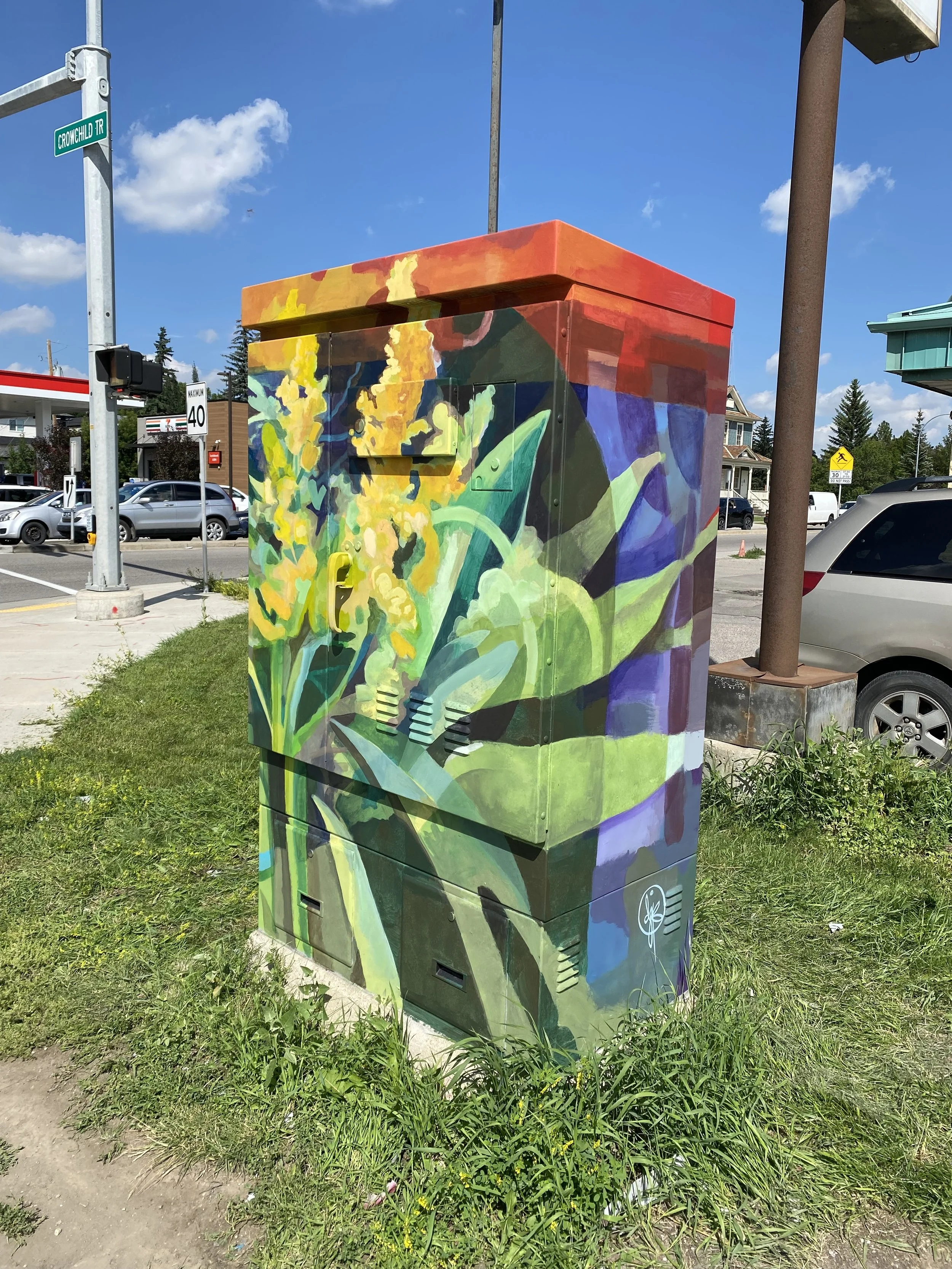 West Hillhurst Utility Box Goldenrod