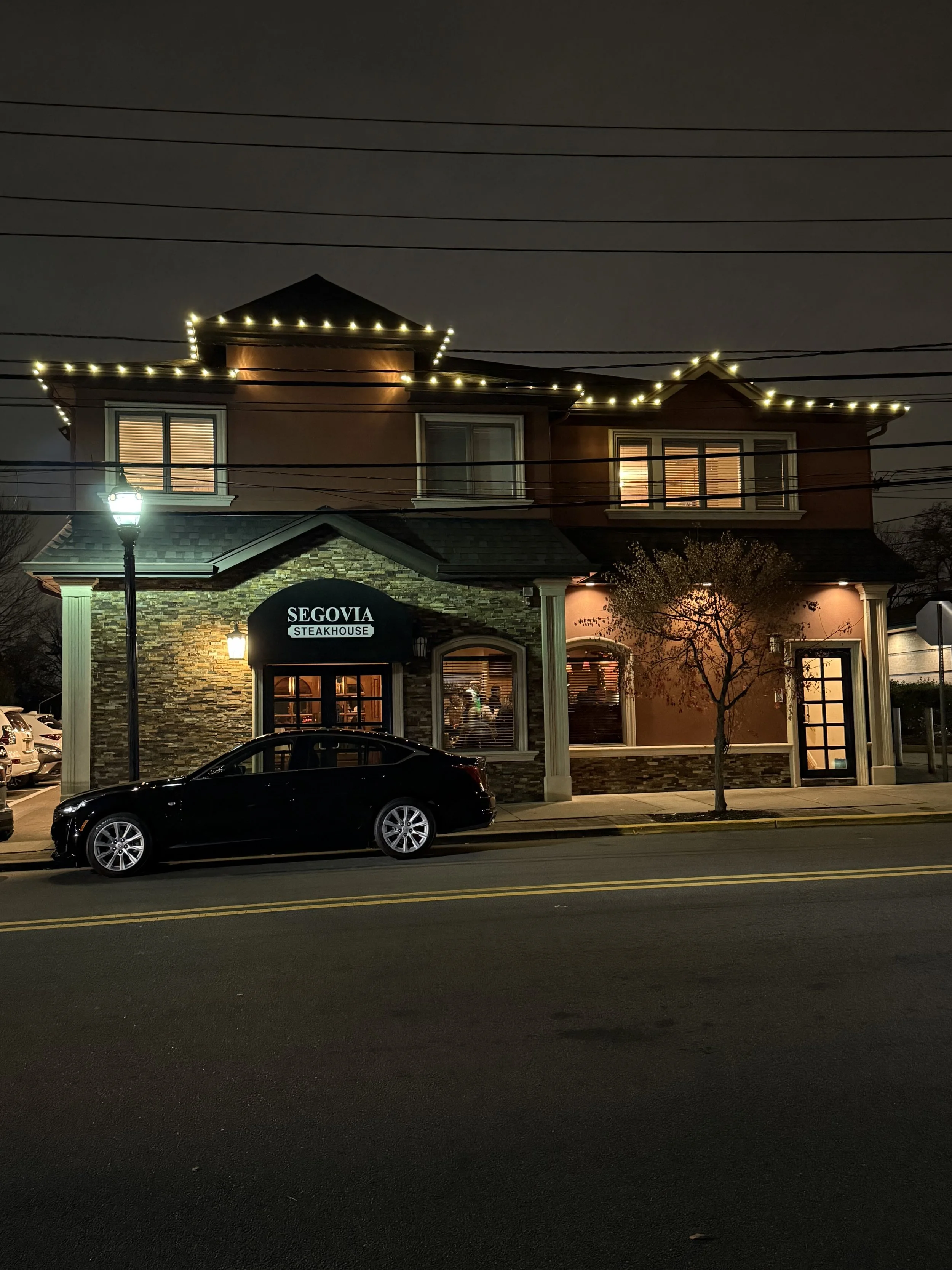 Segovia Steakhouse in Little Ferry, NJ, is celebrated for its exceptional steaks due to several key factors. The restaurant exclusively uses Certified Angus Beef®, ensuring high-quality cuts that are tender, flavorful, and perfectly marbled. Their st