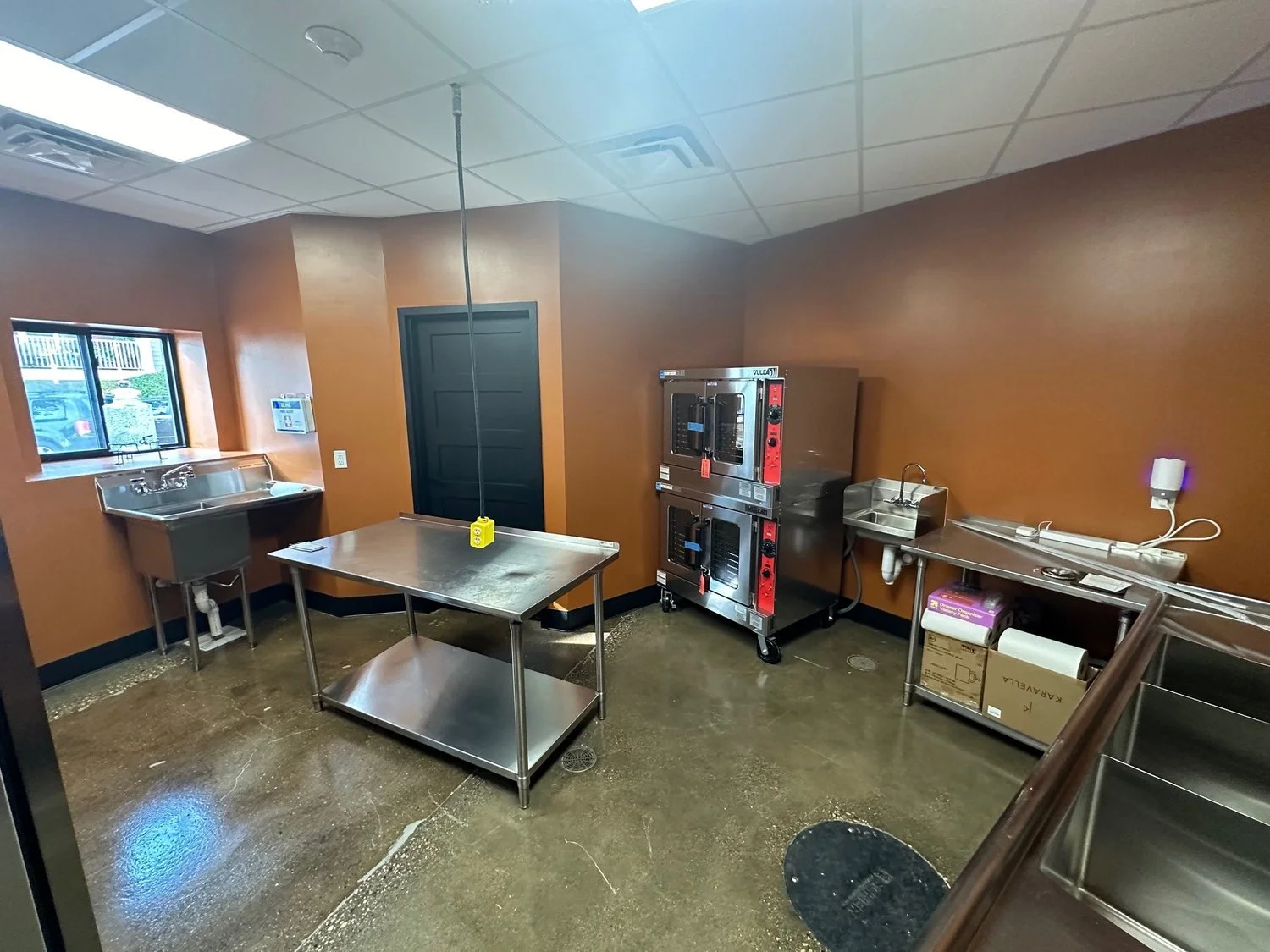 kitchen 2.jpeg