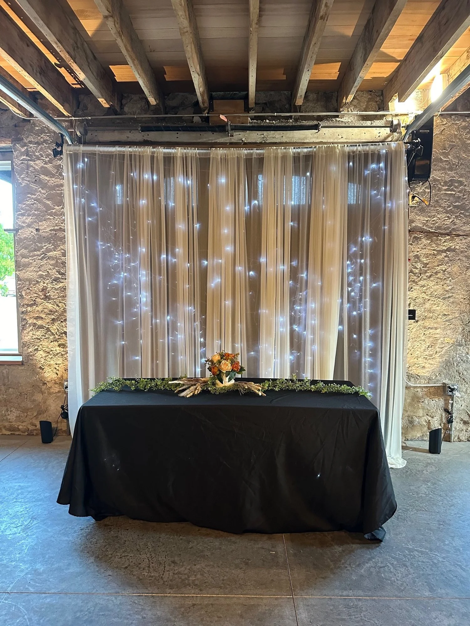 head table.jpeg