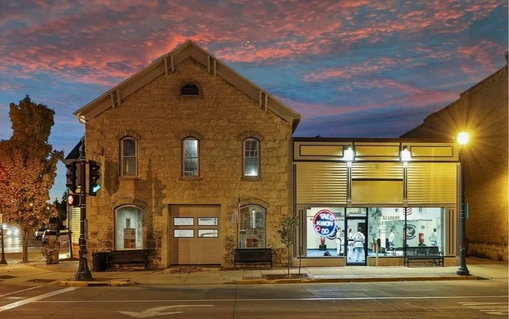 EMBER SOCIAL // events + coworking + community