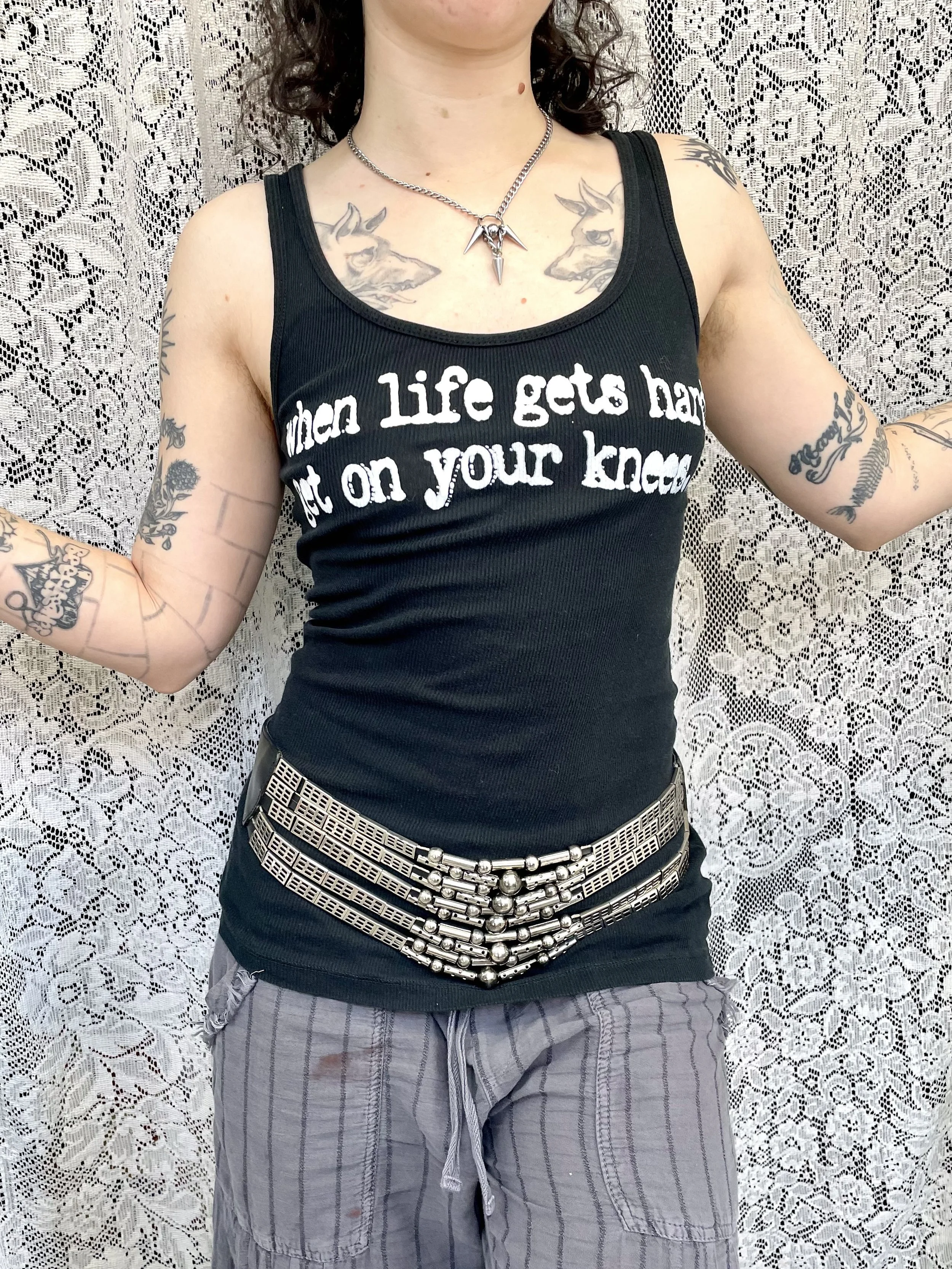 women's S get on yr knees..