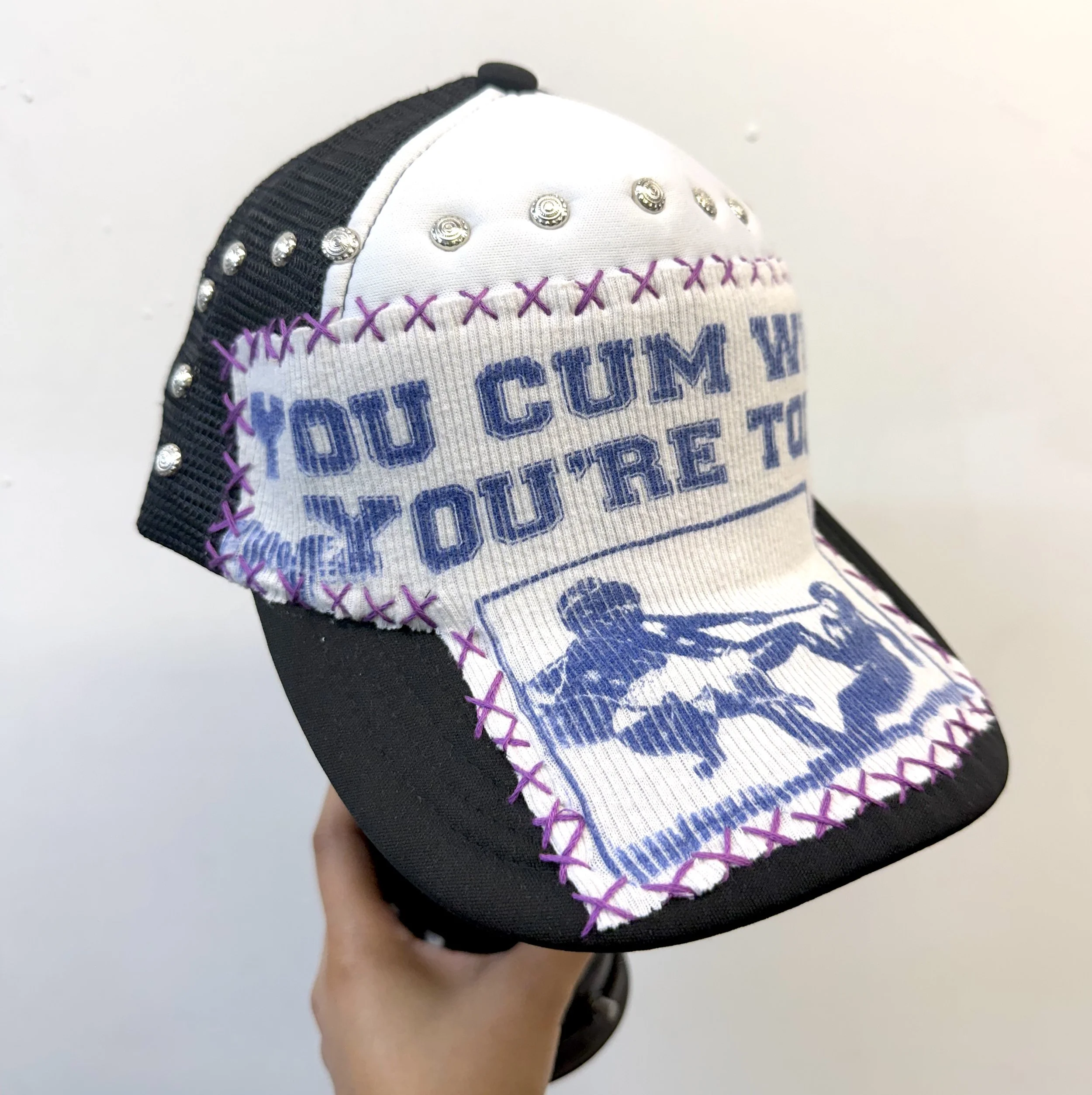 cumhat.jpg