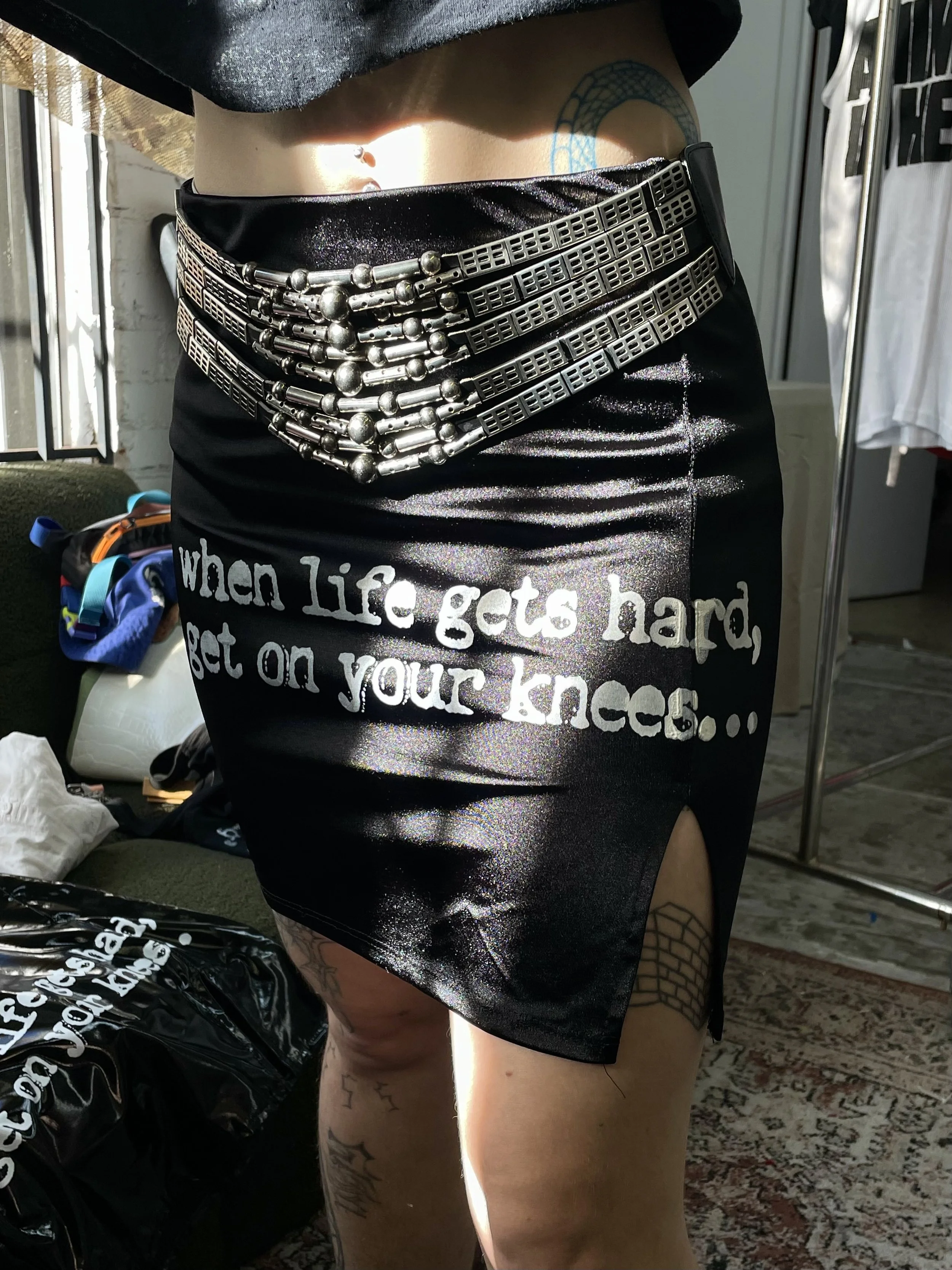 women's M get on yr knees..