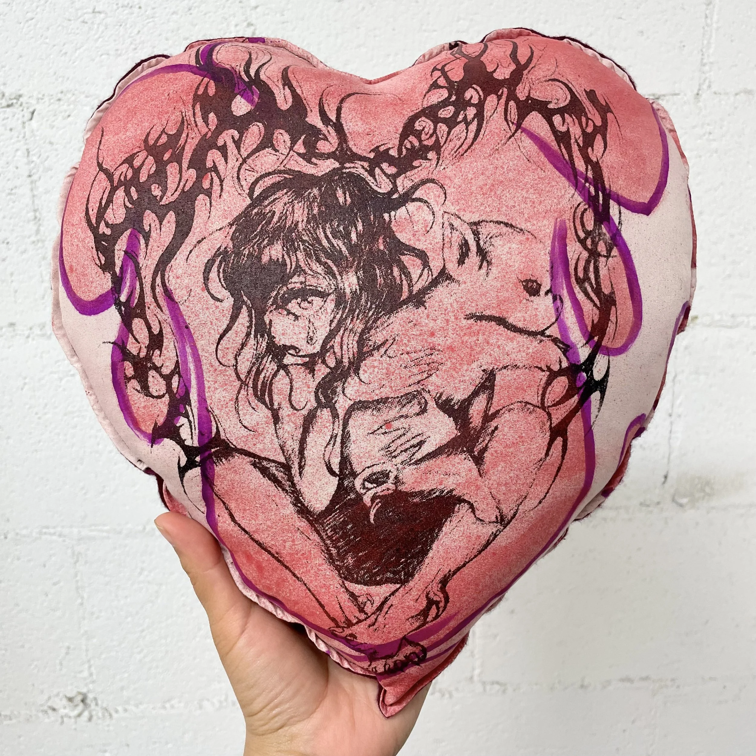 wikifur X sleepybbybutt pillow collab 3