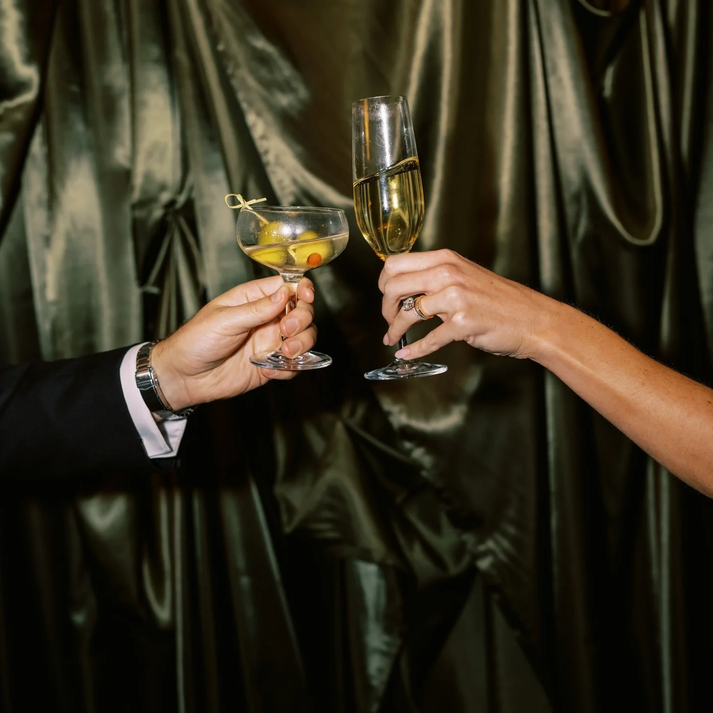 CHEERS!!! 🎉✨ Today we celebrate 8 YEARS of Florist &amp; Hound Design!
This past weekend we wrapped up our 7th season, and I am absolutely in awe. My heart is overflowing with gratitude.
To our incredible clients, thank you for trusting us with your