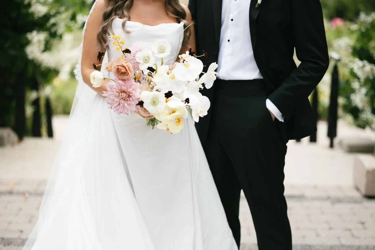 A midsummer&rsquo;s night dream brought to life on a stunning Chicago day in August. 

Photography @m.w.collective 
Planning @wildeandco_events 
Floral @floristhounddesign 
Venue @theexchangechicago