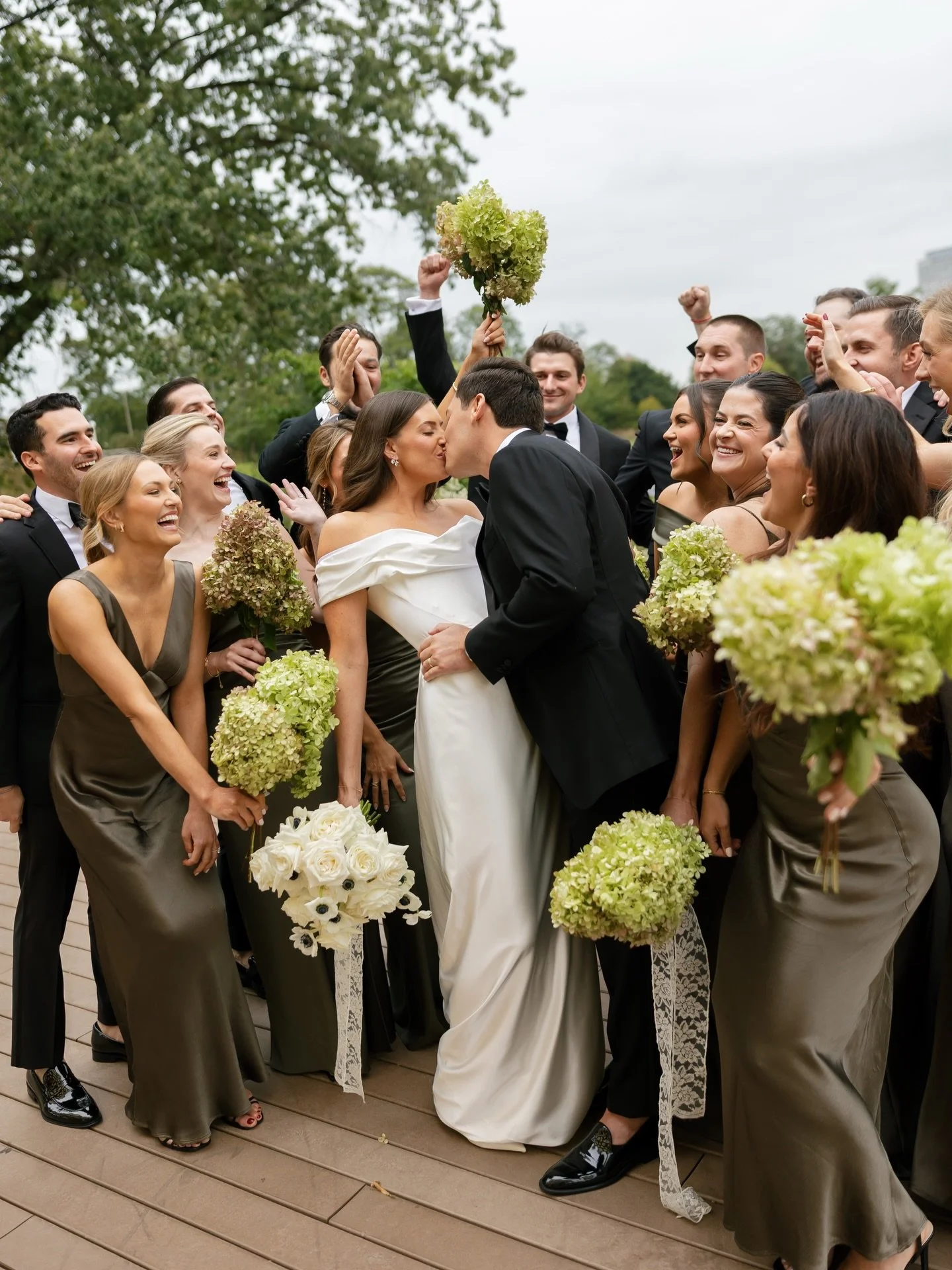 Where modern romance meets iconic Chicago views 

This effortlessly chic couple said &ldquo;I do&rdquo; in the heart of downtown, surrounded by cascading floral installations and lush native hydrangea that transformed @rpmprivateevents into a dreamsc