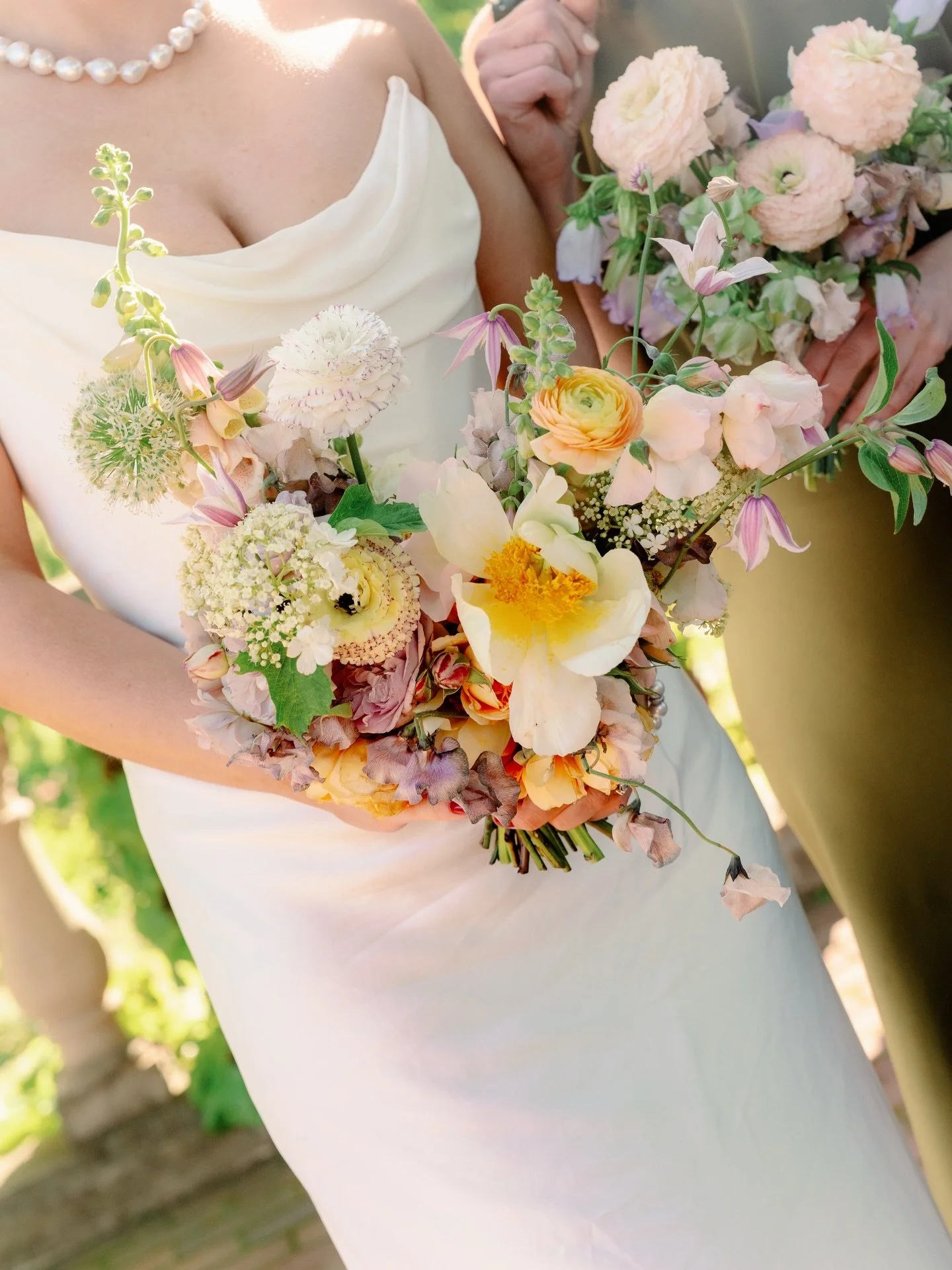 Soft. Unrushed. Effortless in a way you can&rsquo;t quite recreate, only curate.

The entire day moved with intention but never felt overworked. Nothing competing, nothing overwhelming. Just a quiet kind of beauty that settles in and stays with you.
