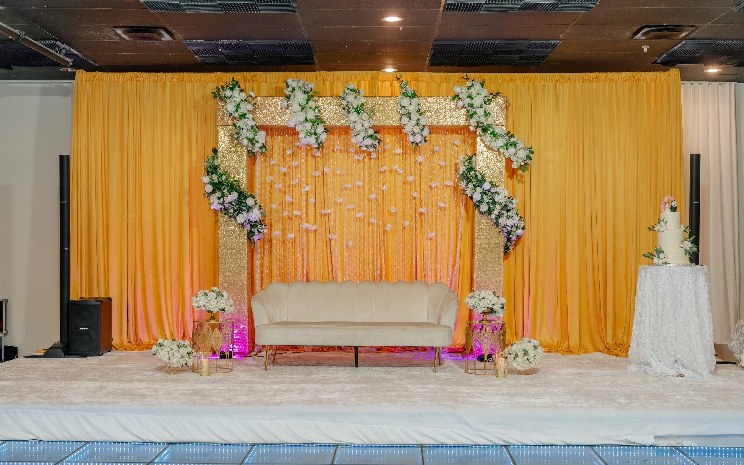 Sanmesh & Vaishnavi Reception-4.jpg