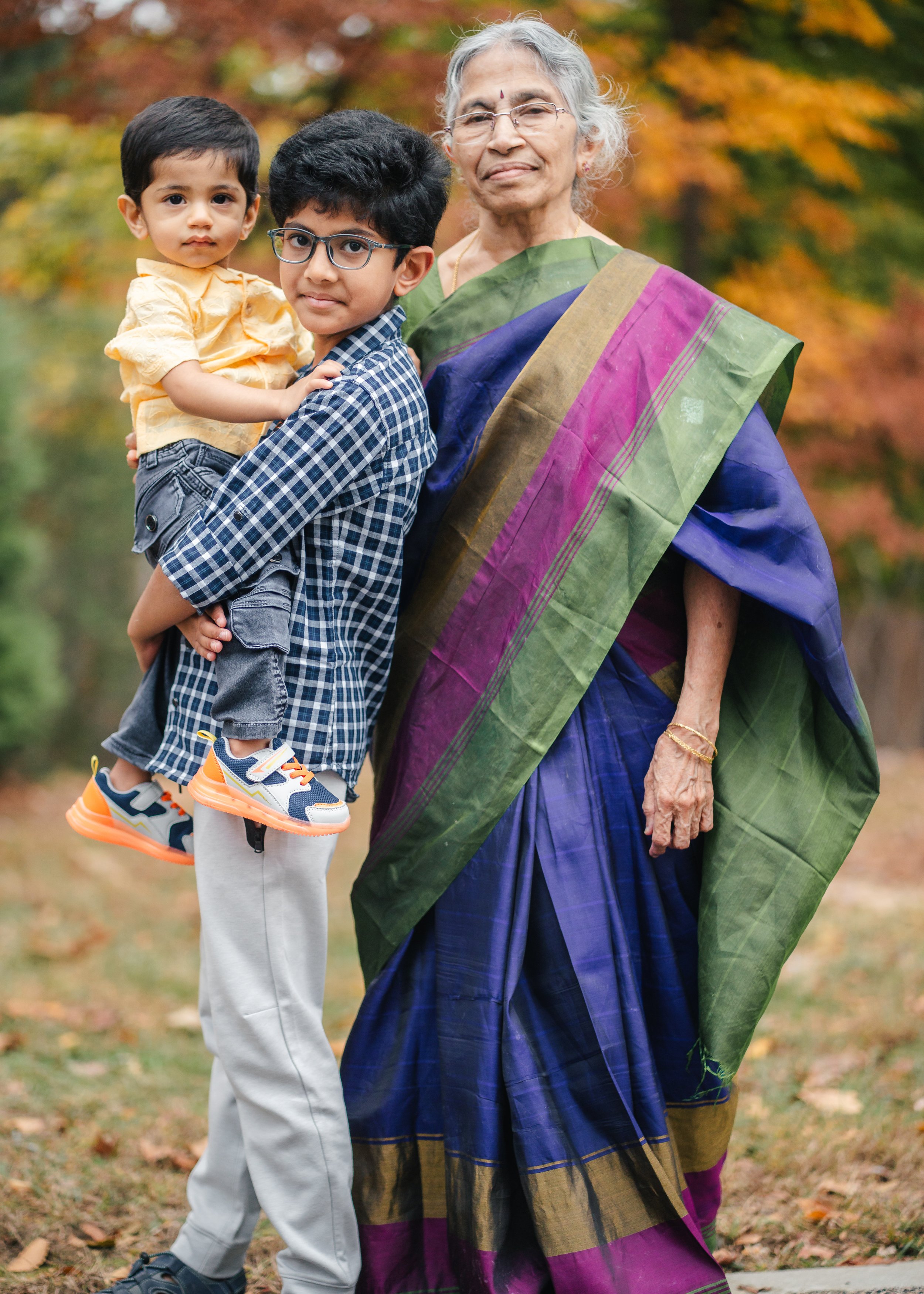 Mallika Family Photoshoot-159.jpg