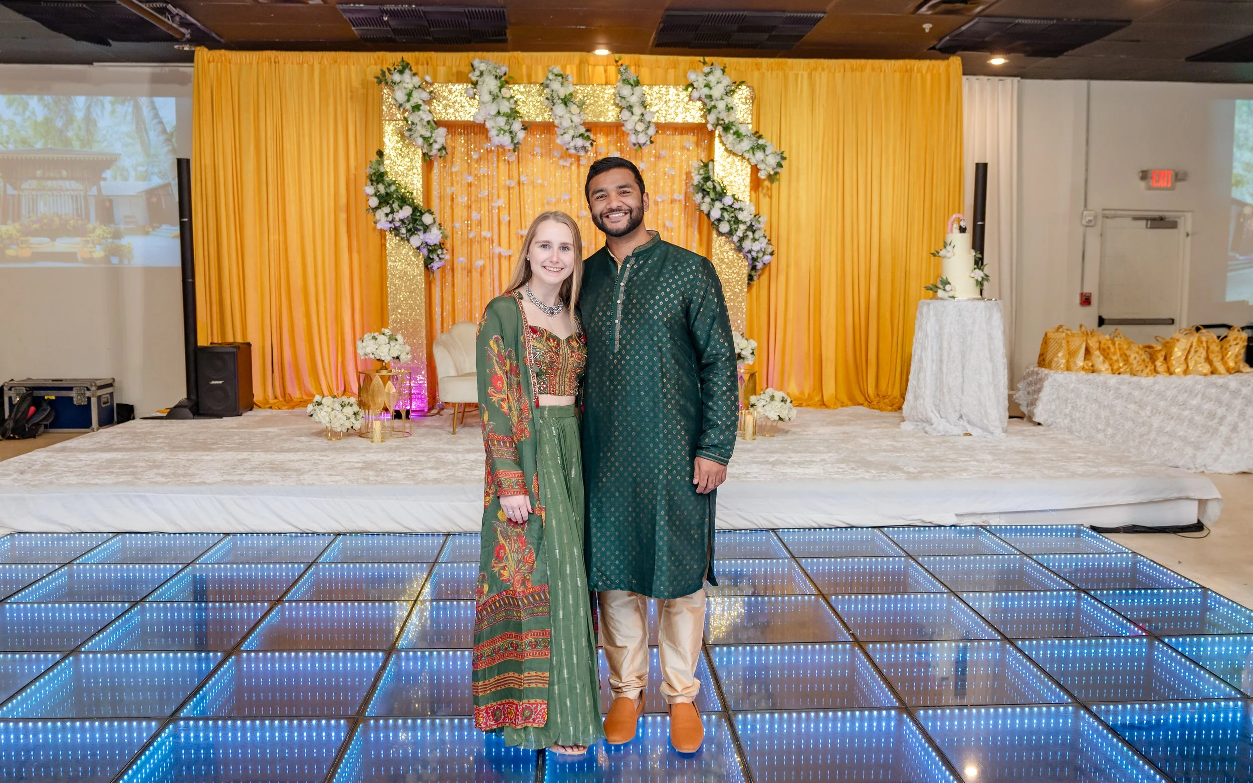 Sanmesh & Vaishnavi Reception-123.jpg