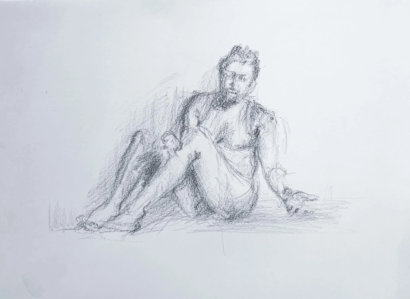 Lifedrawing playing with pressure to create disappearing line, of Clelia in Mexican light
⠀⠀⠀⠀⠀⠀⠀⠀⠀
Looking at the form of the figure dissipating into the shadows and light — where the form and cast shadows merge turning the body into a sculptu
