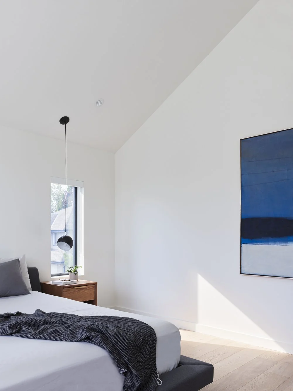 Yeats+modern+minimalist+bedroom.jpeg