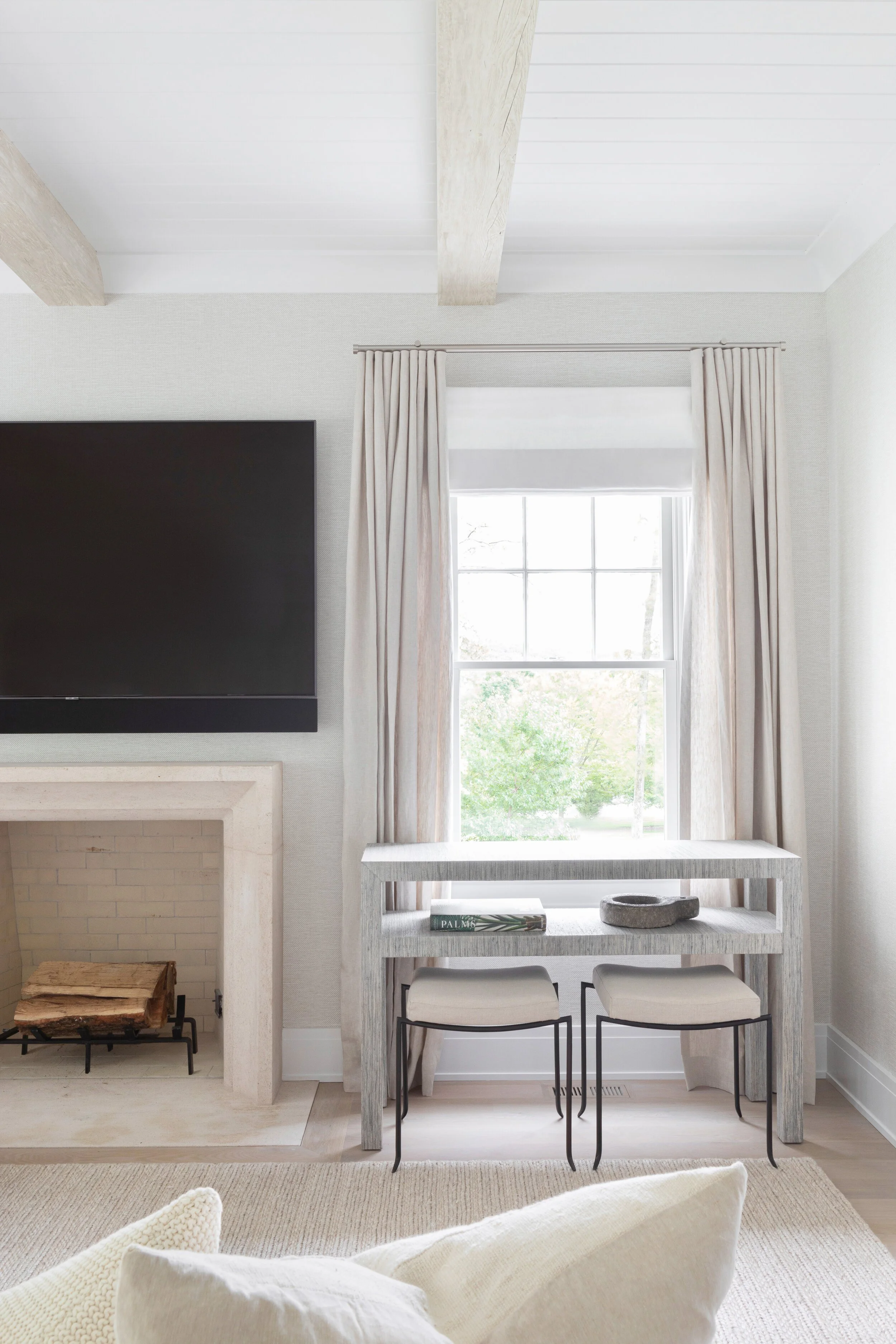 17.+Westchester+Traditional+by+Chango+&+Co.+-+Family+Room+Detail.jpg
